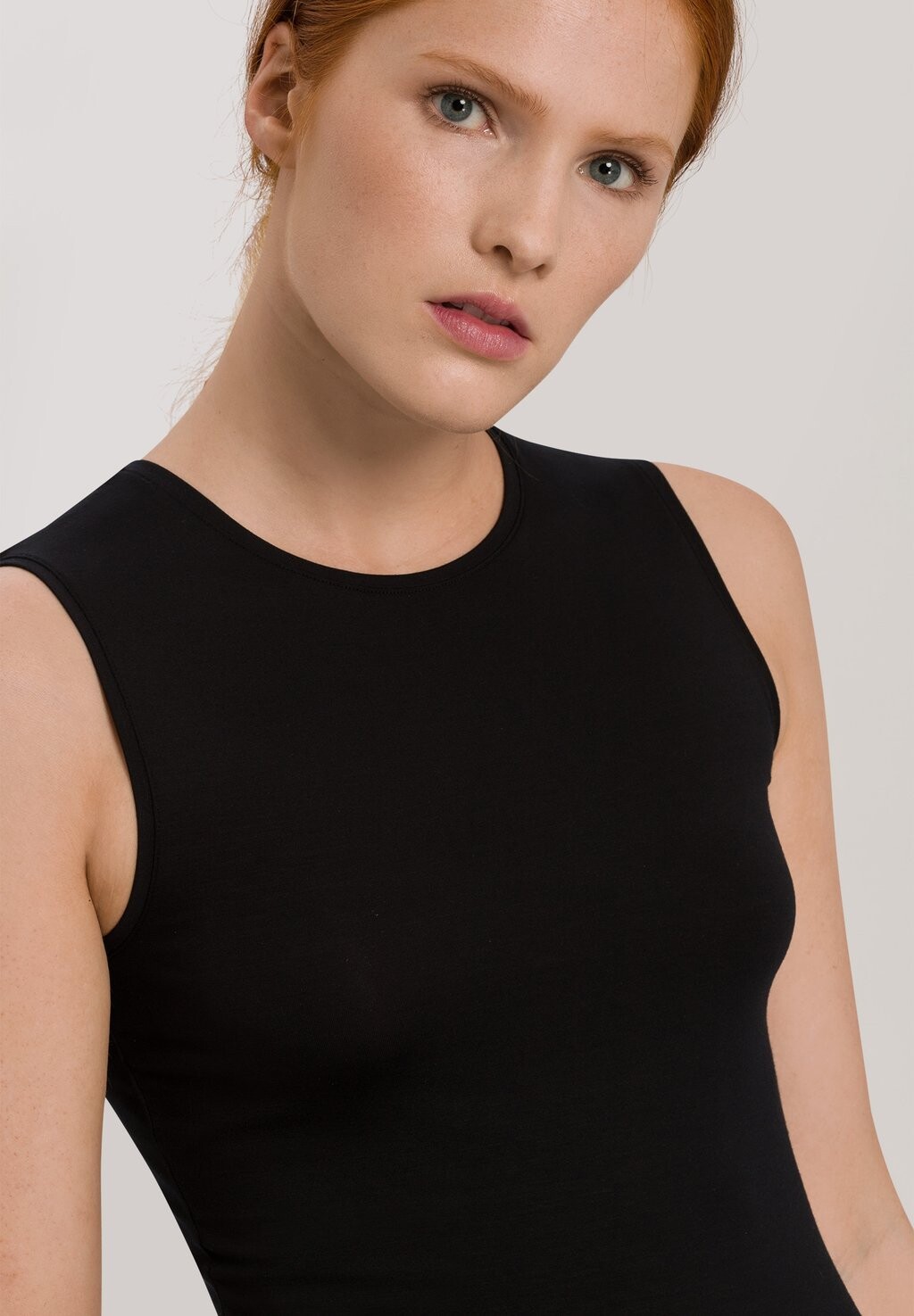 

Базовый слой SOFT TOUCH Hanro, черный