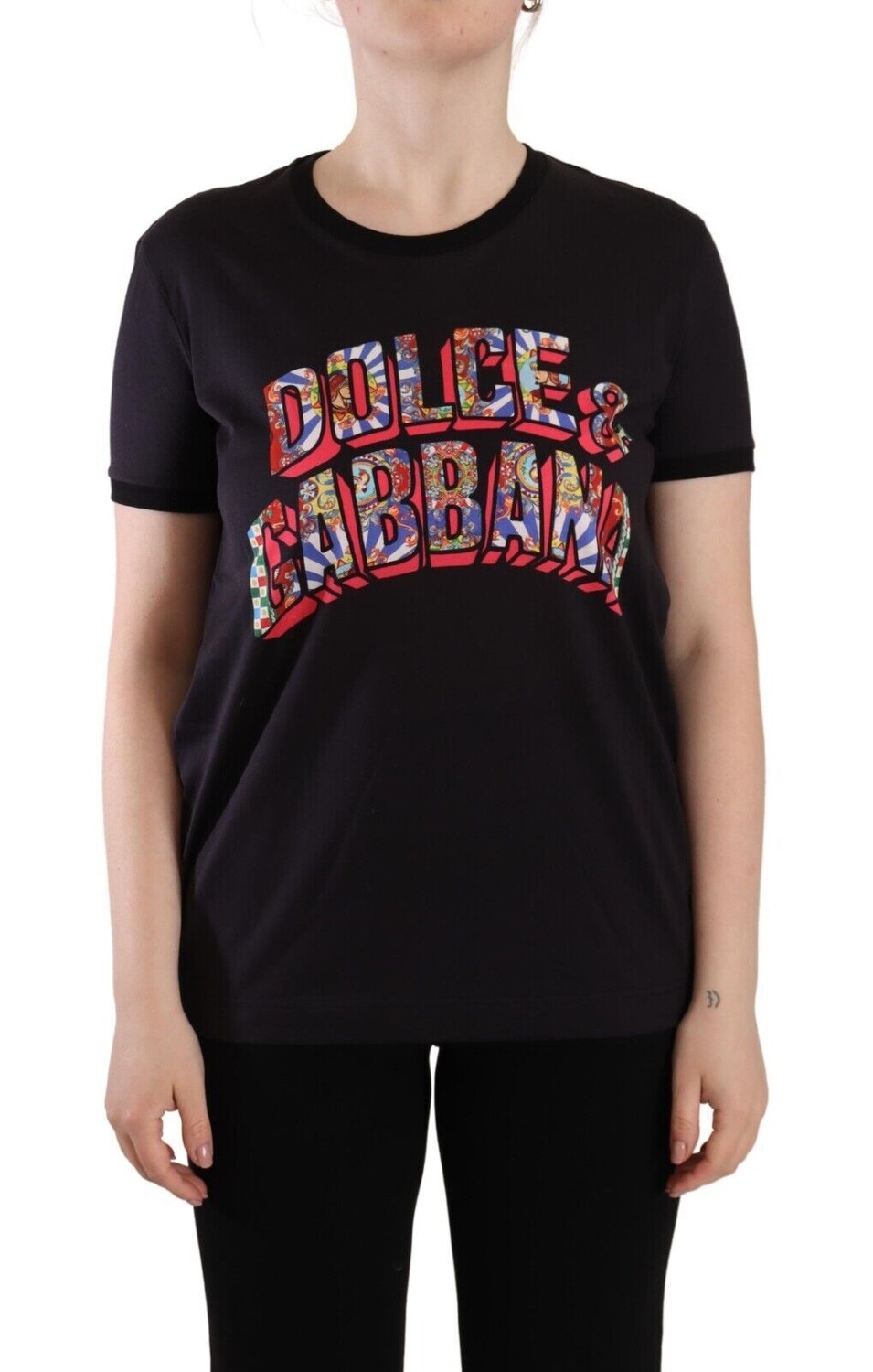 

Шикарная черная футболка с круглым вырезом и логотипом Dolce & Gabbana