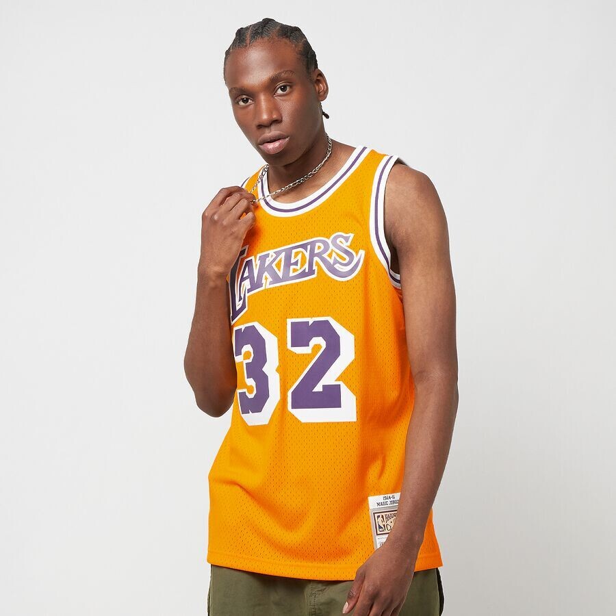 

Майка NBA Swingman Jersey Los Angeles Lakers 1984-85 Magic Johnson Mitchell & Ness, цвет gold