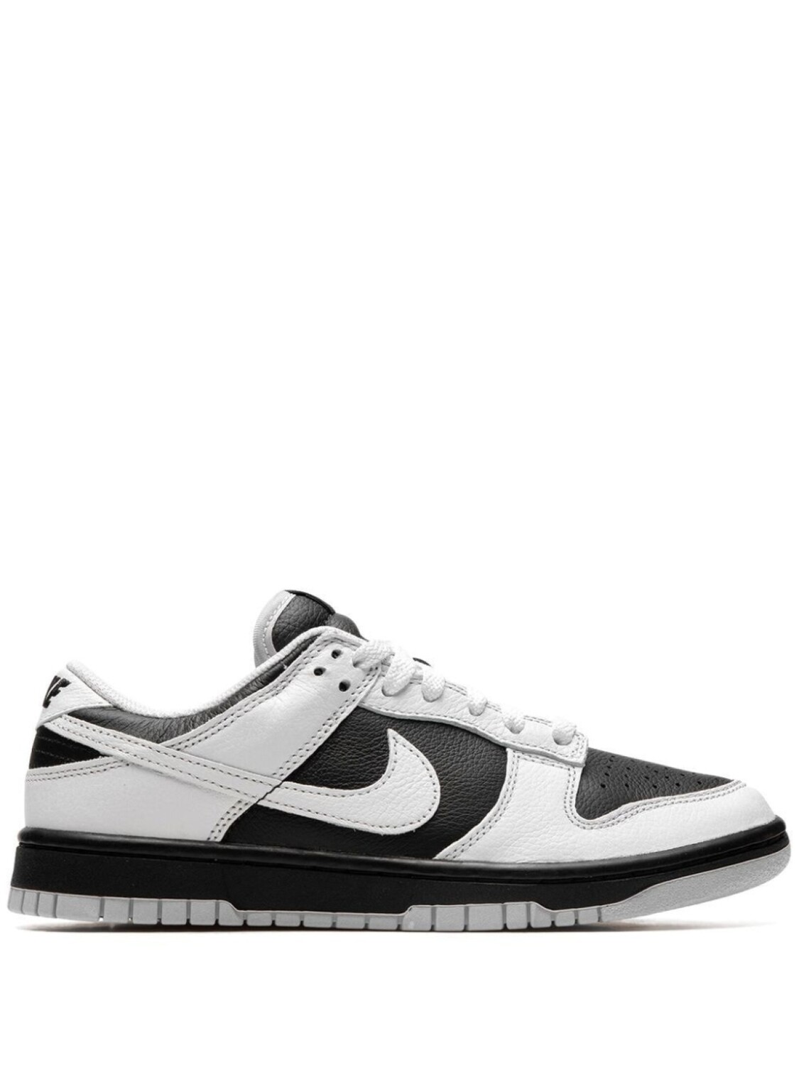

Nike кроссовки Dunk Low Reverse Panda, черный