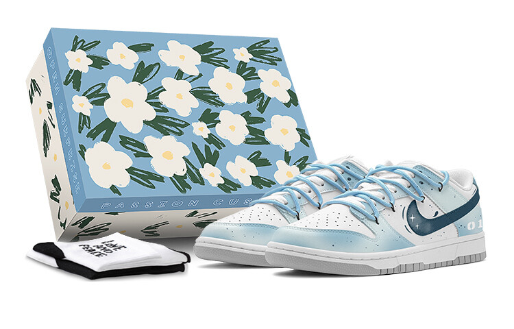 

Женские кроссовки для скейтбординга Nike Dunk, Sky blue