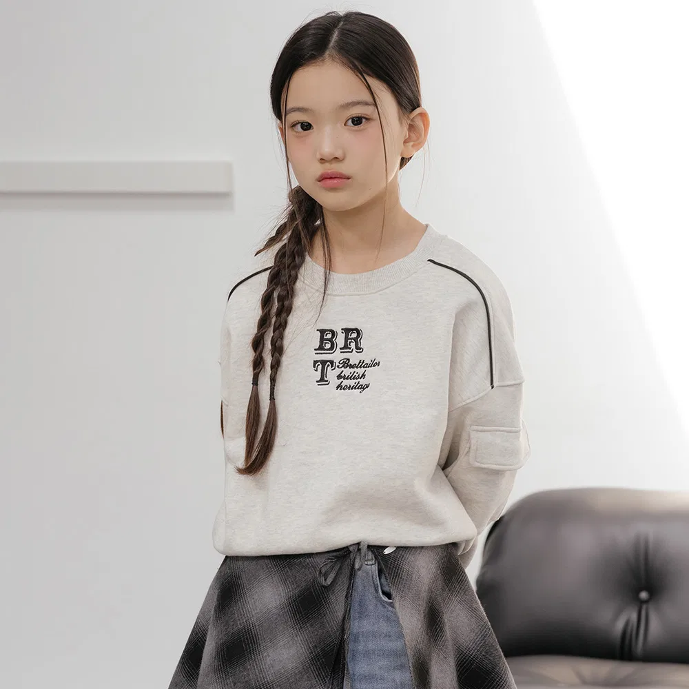 Детский укороченный свитшот с карманами от Brettailor