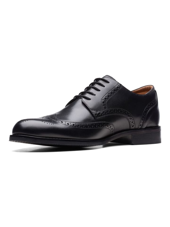 

Туфли на шнуровке Clarks, черный