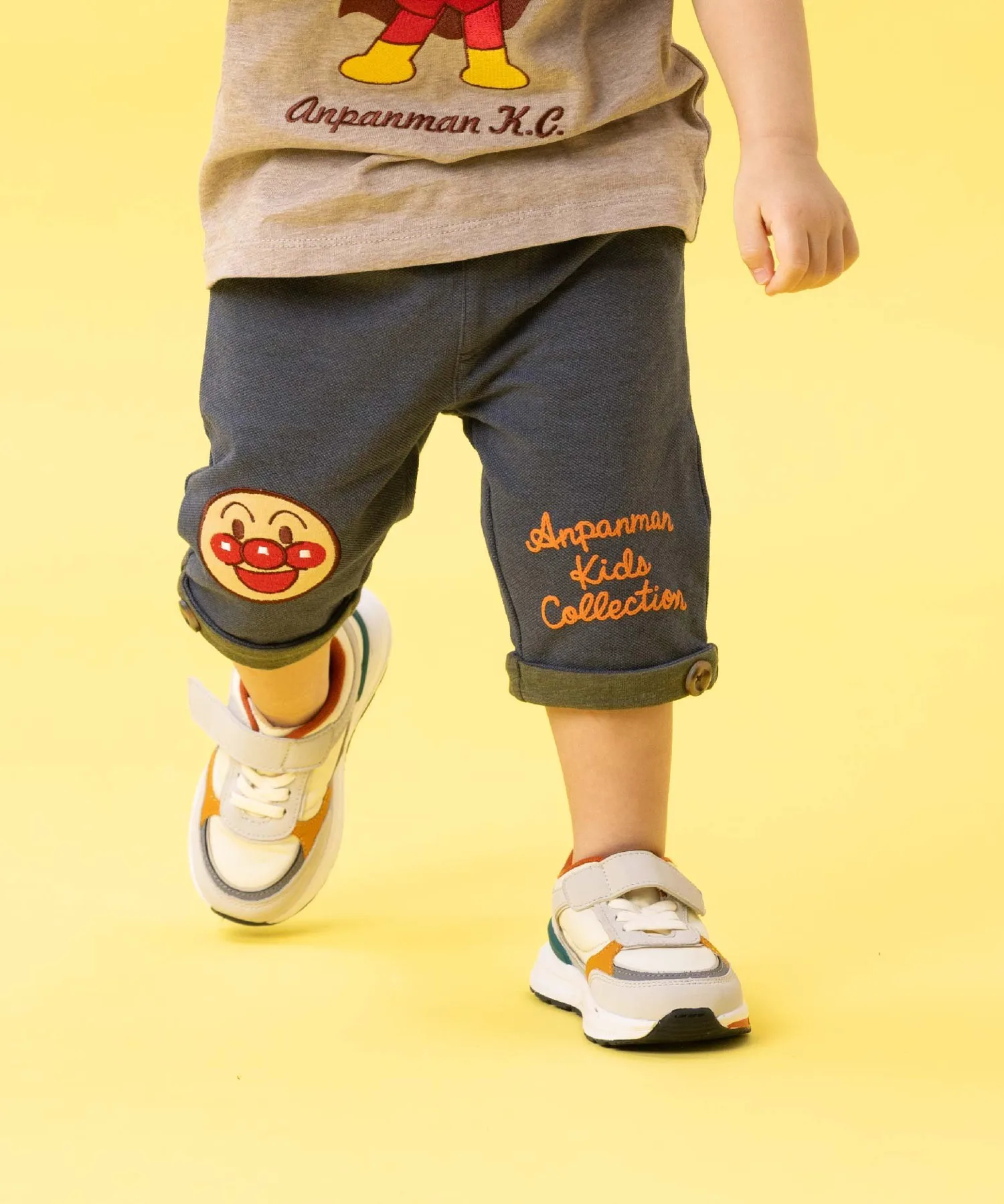 Детская коллекция ANPANMAN / (K) Брюки Каноко с аппликацией в виде складок Anpanman Kids Collection, Charcoal