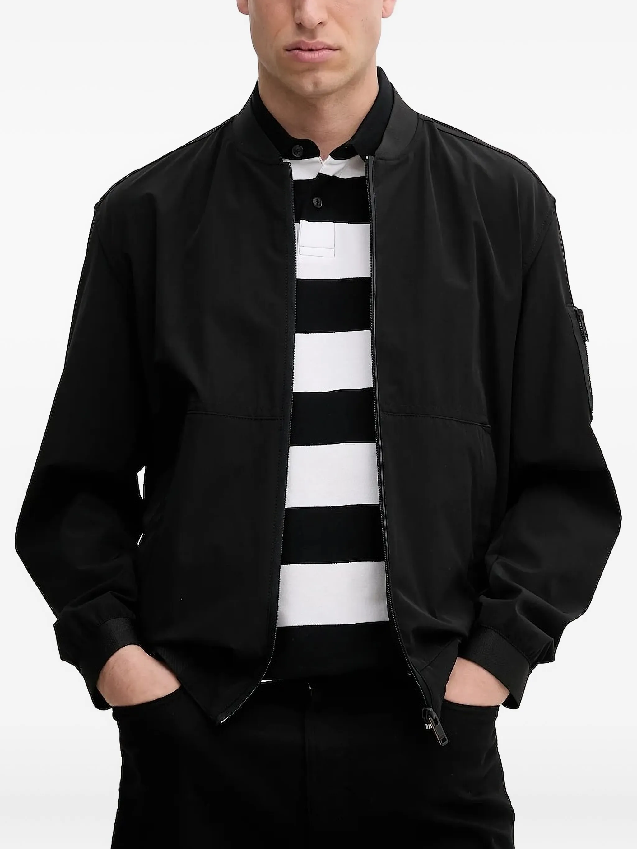 

Бомбер на молнии Boss, черный