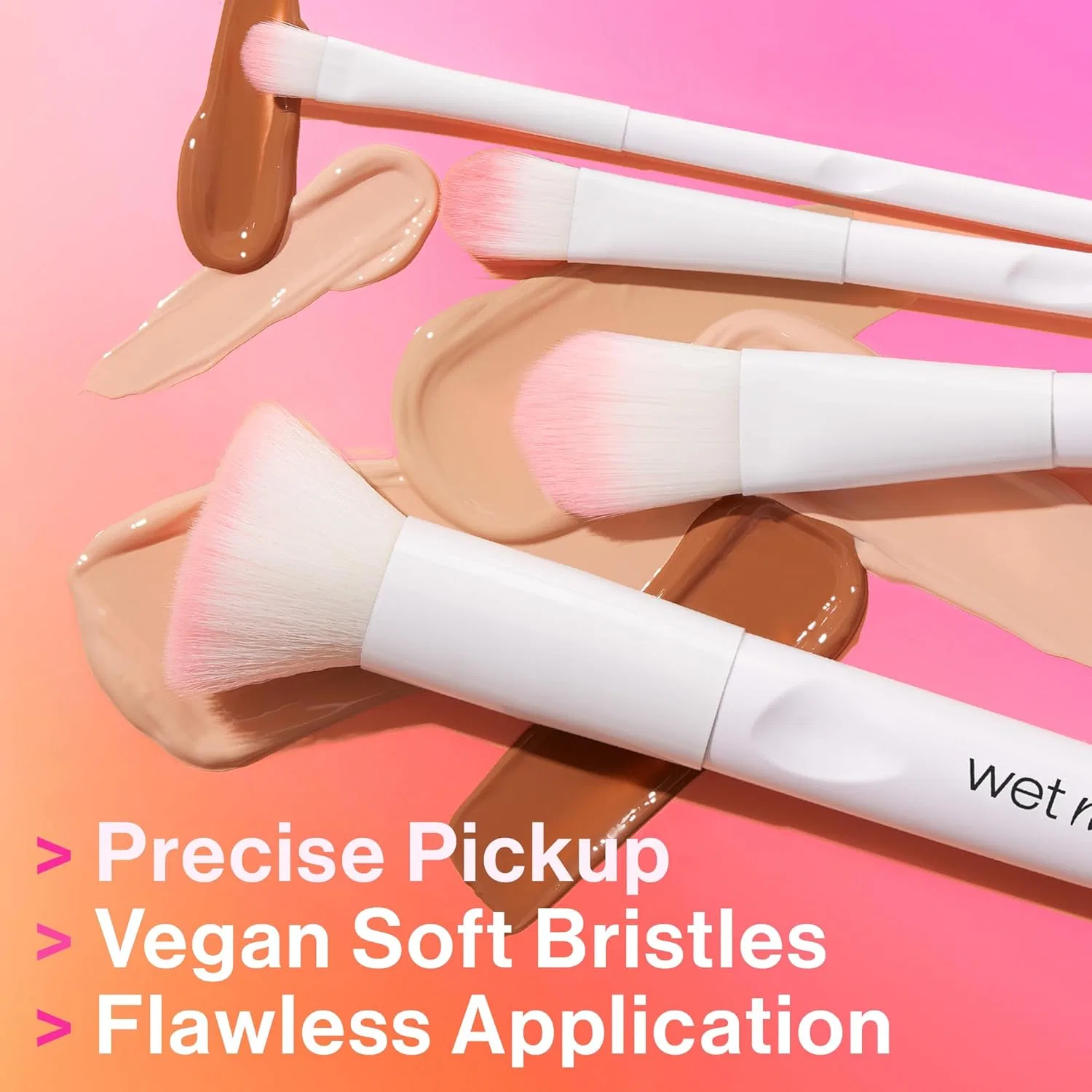 Кисть для лица Wet 'N' Wild Large Concealer Brush — фото 4