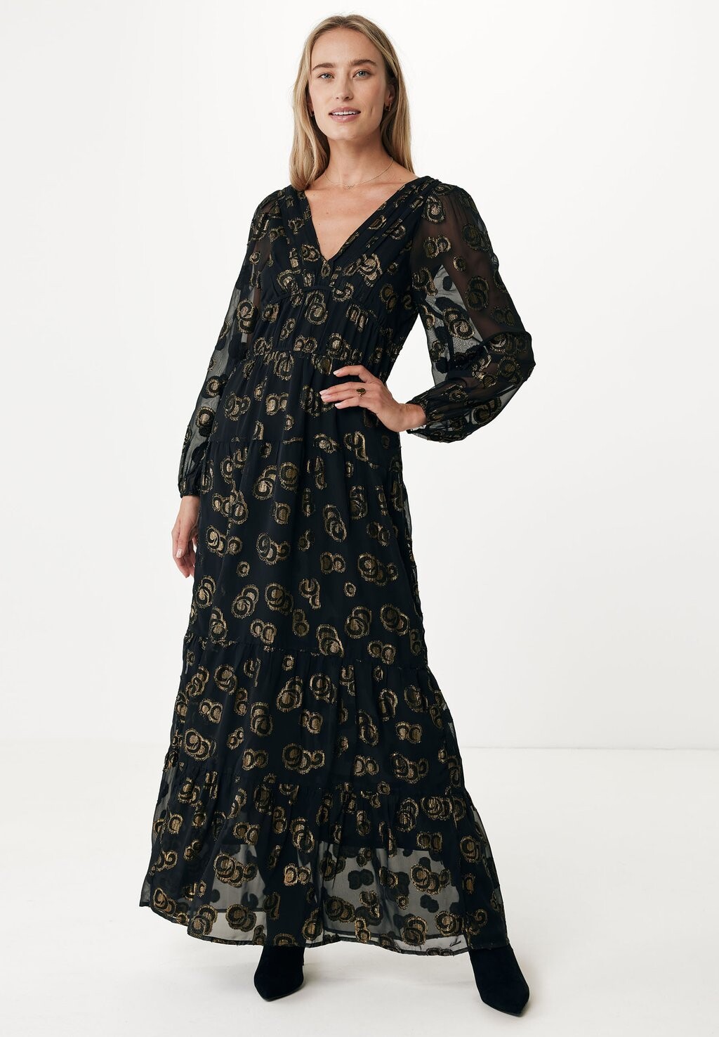 

Длинное платье With Puff Sleeve Mexx, черный