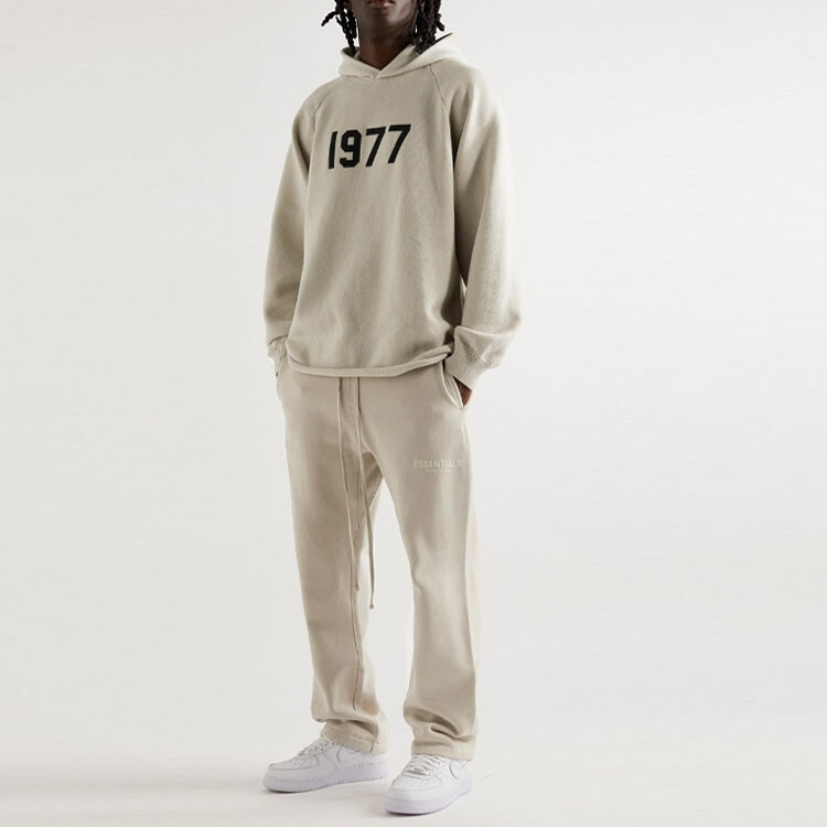 SS22 Толстовка мужская пшеничная Fear Of God Essentials, цвет Wheat — фото 3