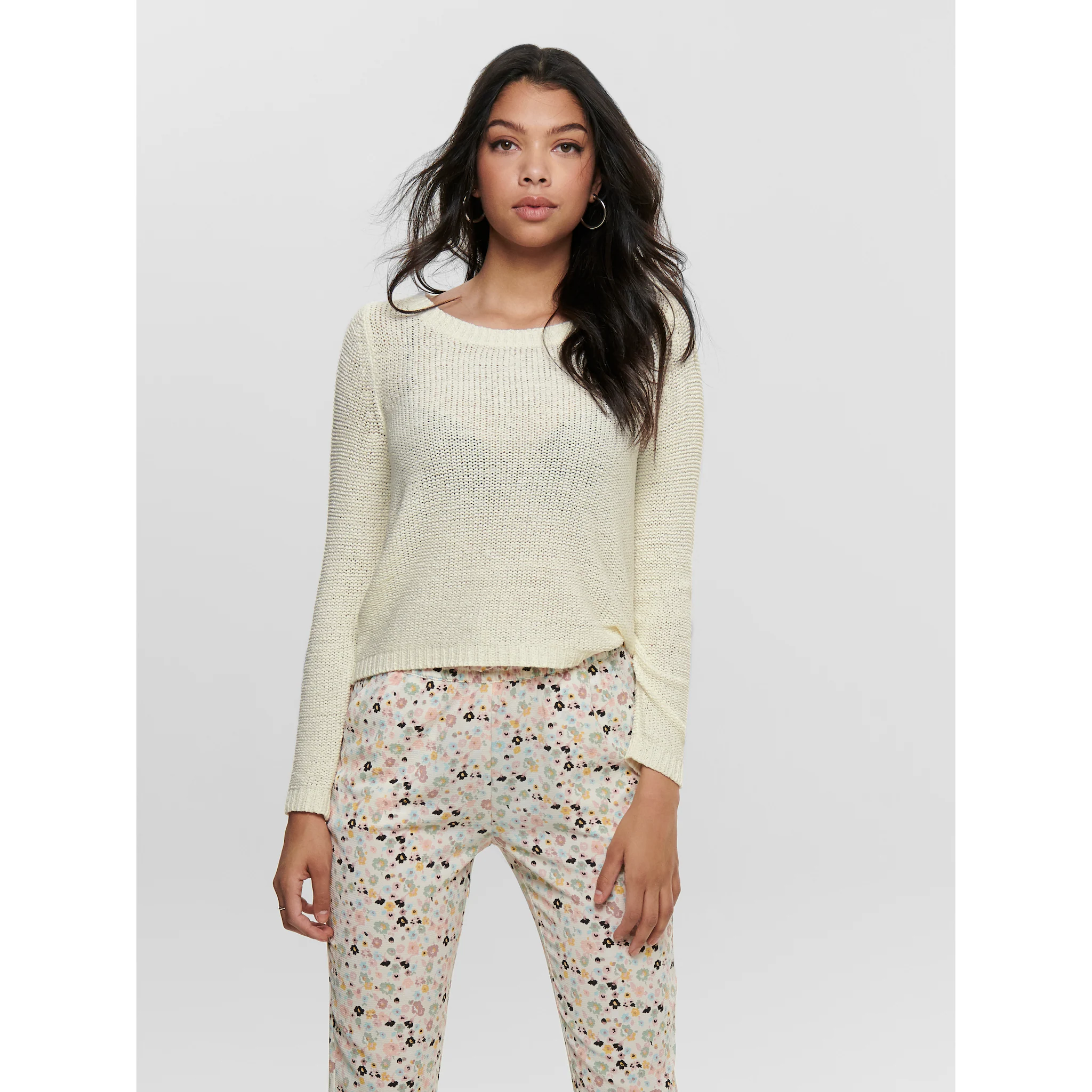 

Only вязаный свитер "ONLGEENA XO L/S PULLOVER KNT NOOS", цвет Cloud Dancer
