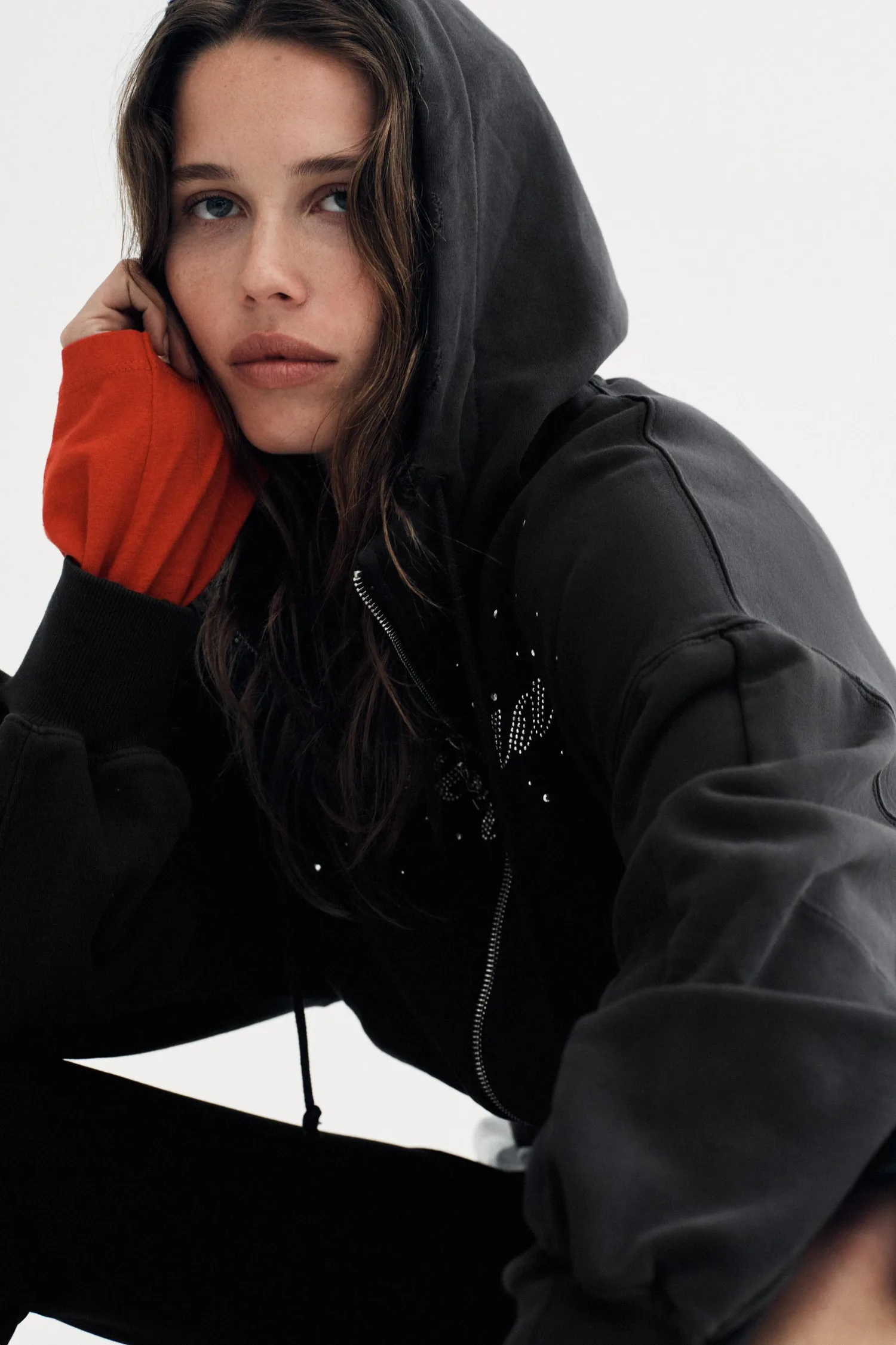 Толстовка с лозунгом и блестками Zara, черный — фото 3