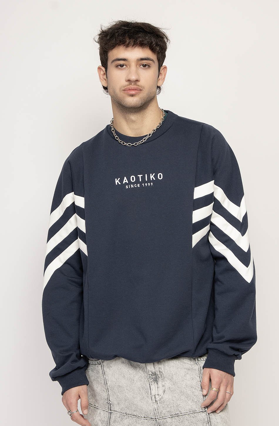 

Толстовка CREW CHAD UNISEX Kaotiko, темно-синий