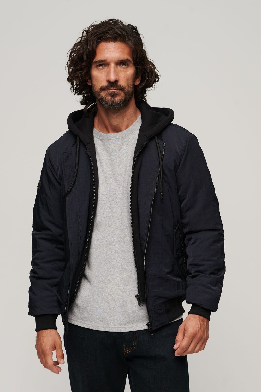

Куртка в стиле милитари с капюшоном Superdry, черный