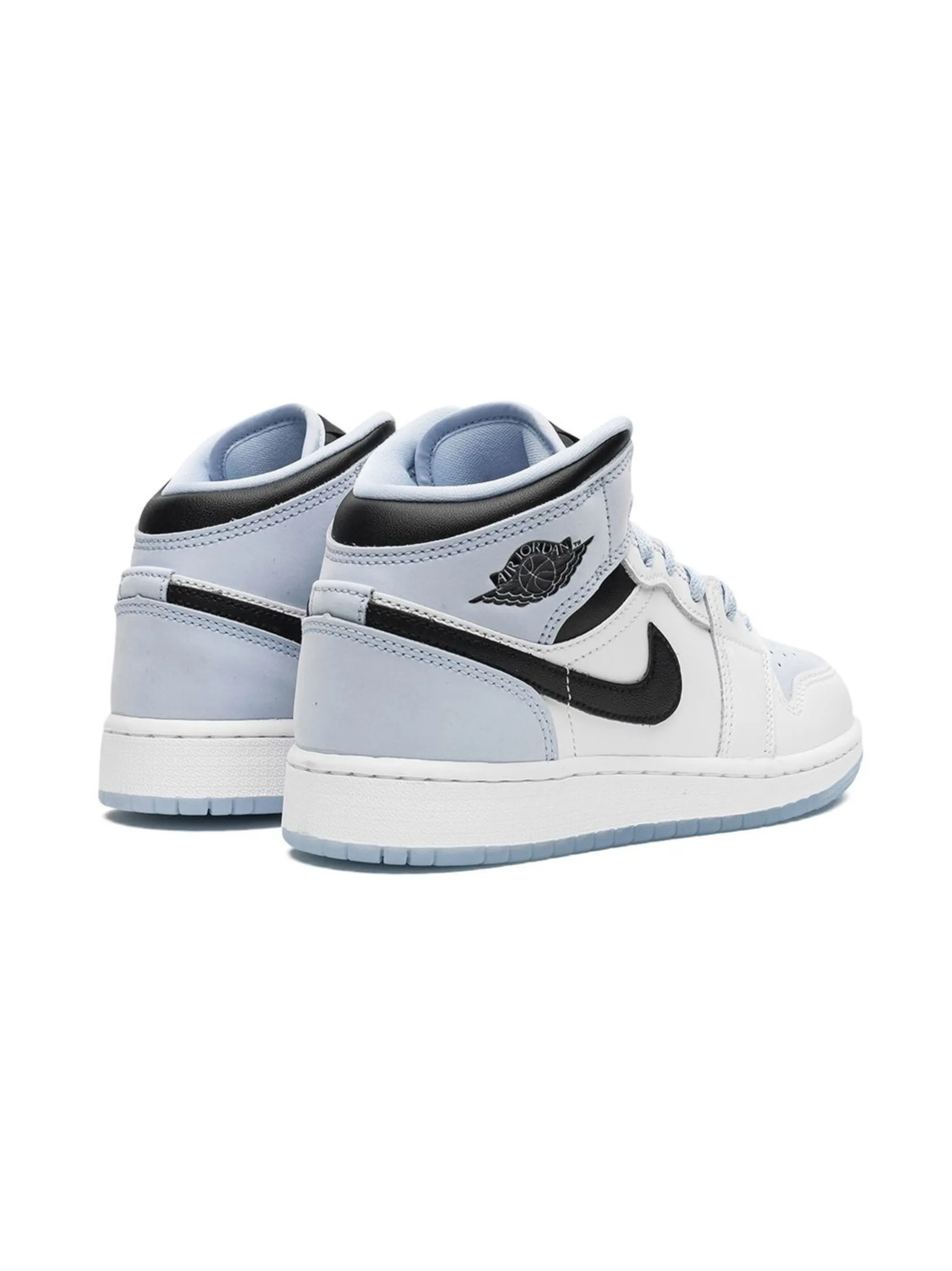 Кроссовки Air Jordan 1 Mid SE Jordan Kids, белый — фото 3