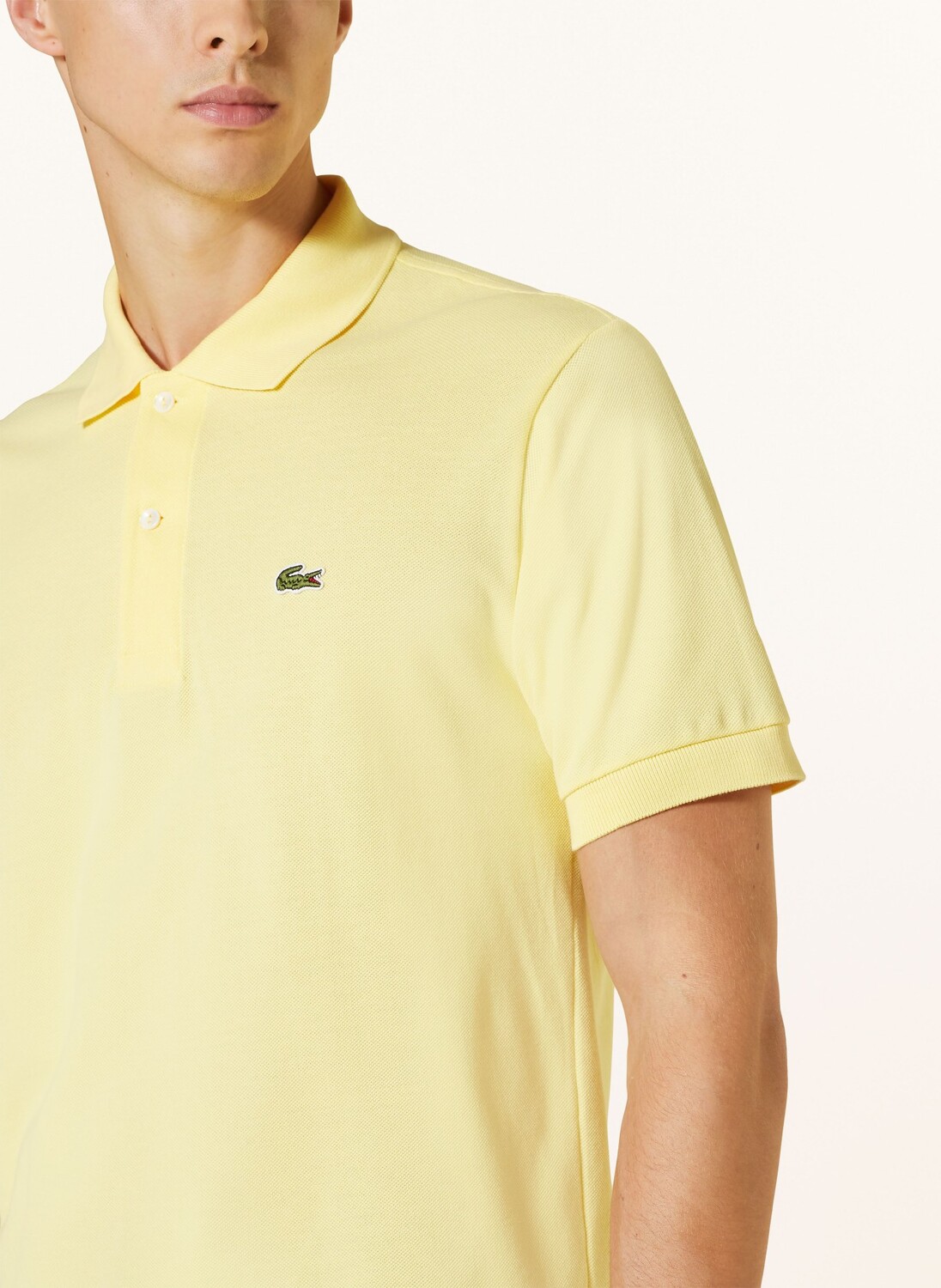 Классическая рубашка-поло из пике LACOSTE, светло-желтый — фото 4