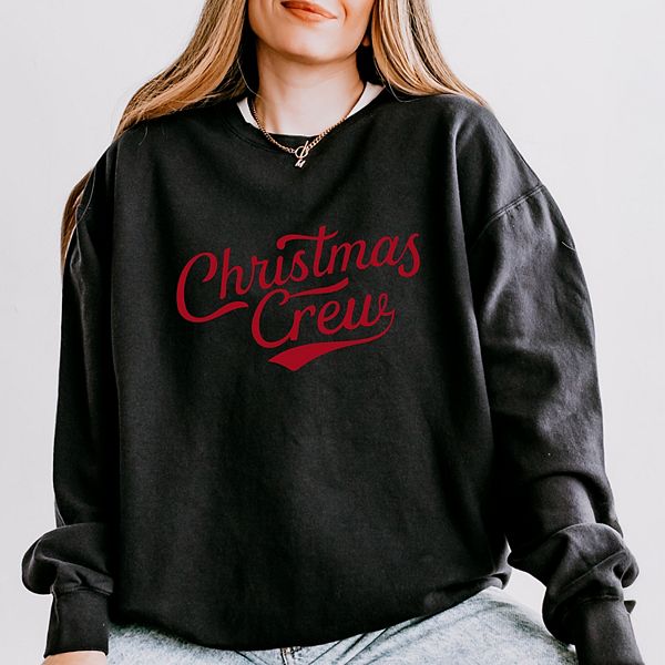 

Рождественский свитшот с надписью Christmas crew cursive - женская легкая модель garment dyed Simply Sage Market