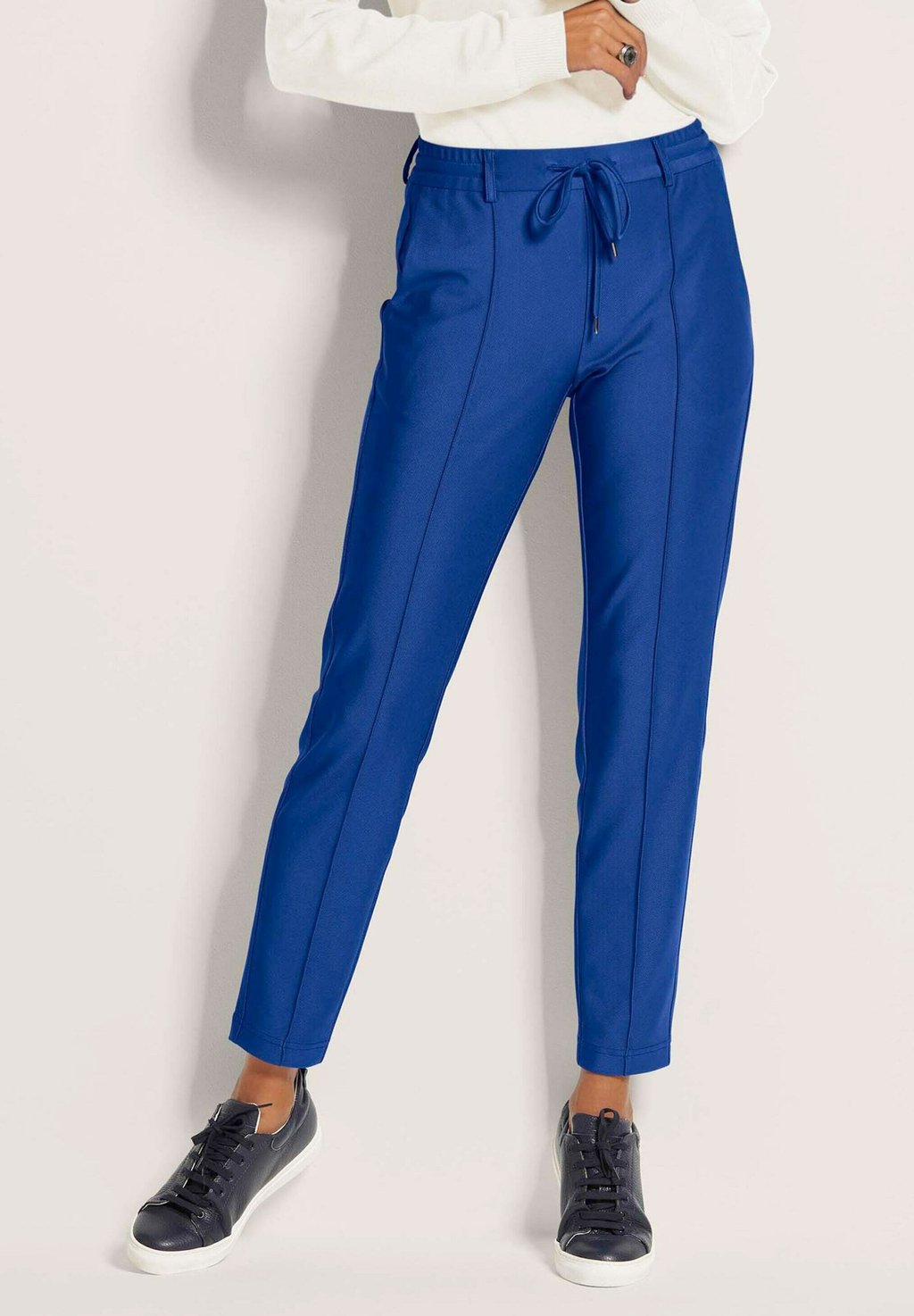 

Брюки STRETCH MIT TUNNELZUG MADELEINE, цвет Royal Blue