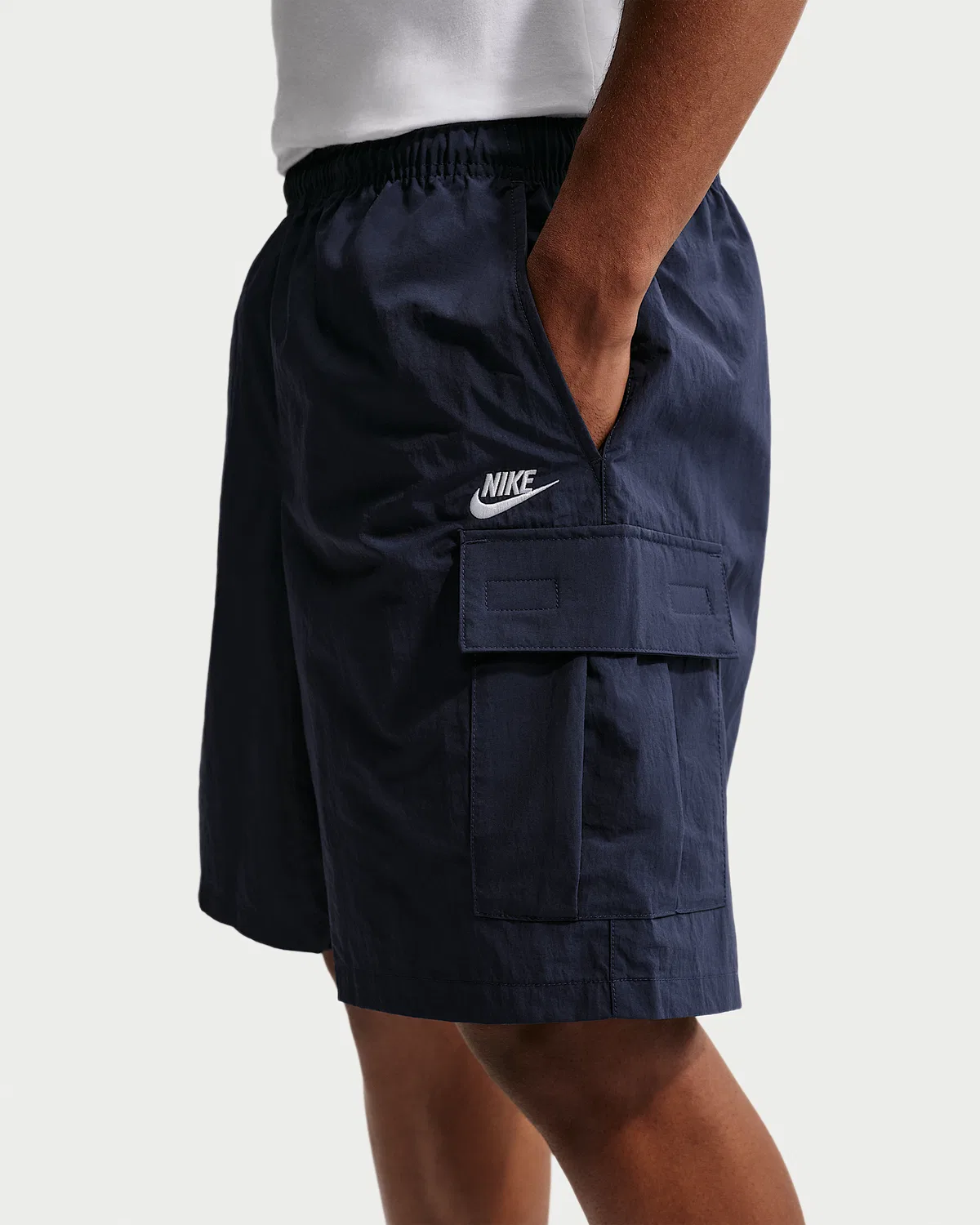 Мужские утилитарные шорты Nike Sportswear Club, Obsidian/White — фото 3