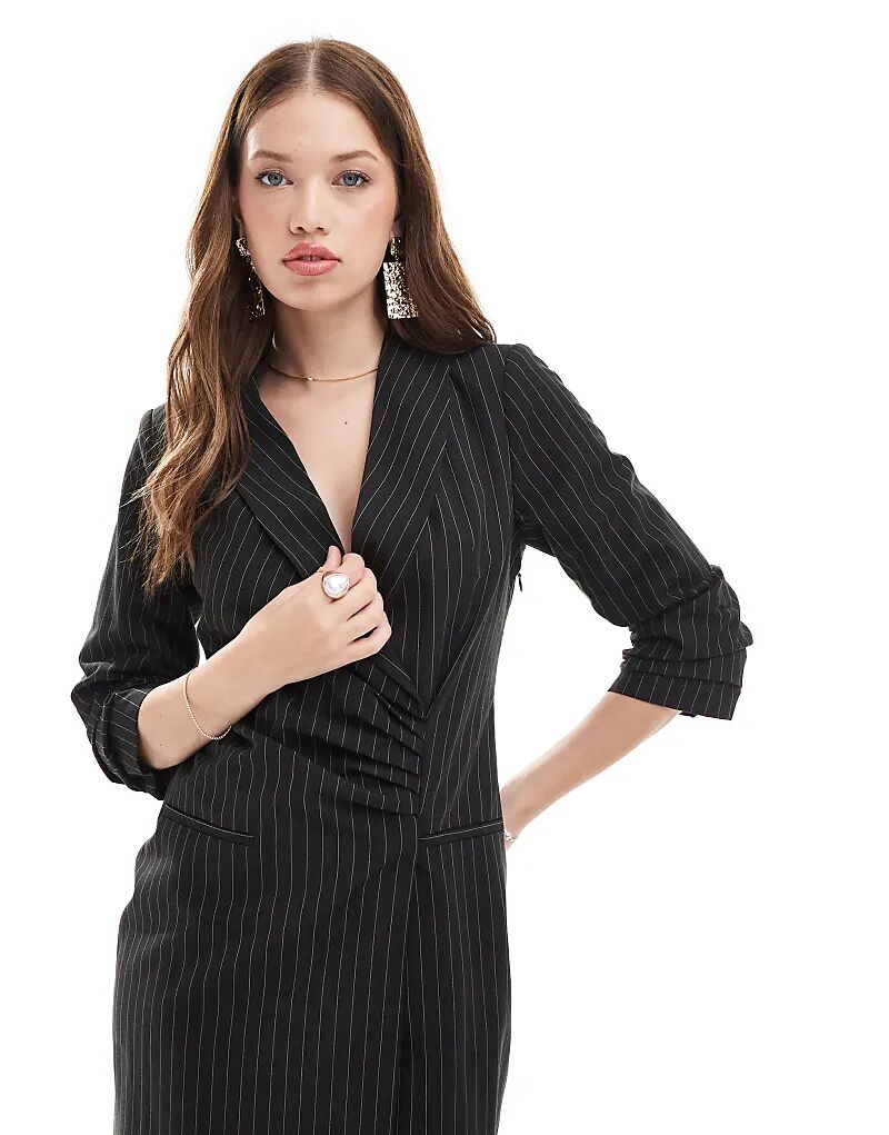 

Платье-блейзер с рюшами в тонкую полоску Miss Selfridge