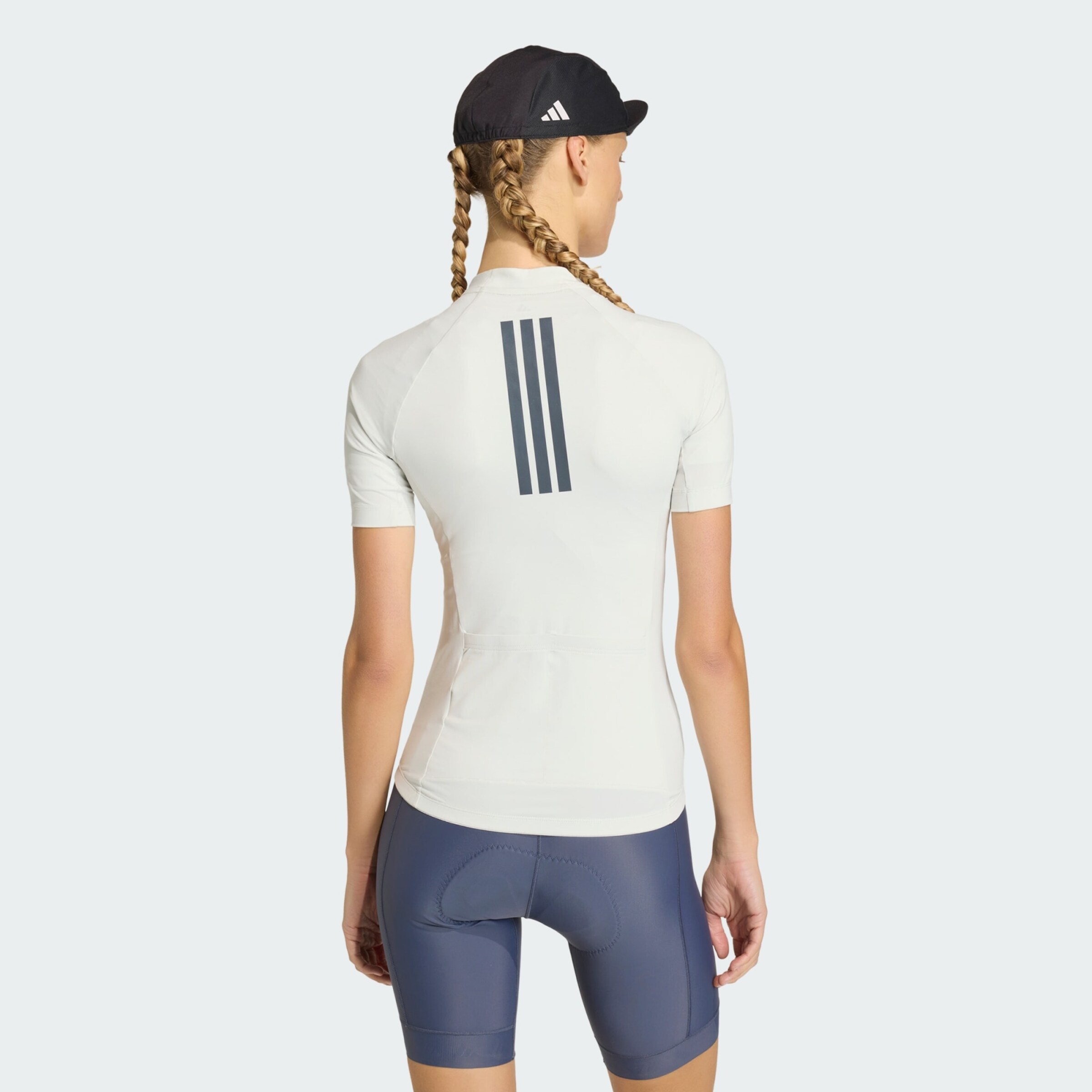 Adidas Performance Футболка Performance 'Essentials' в светло-сером цвете — фото 4