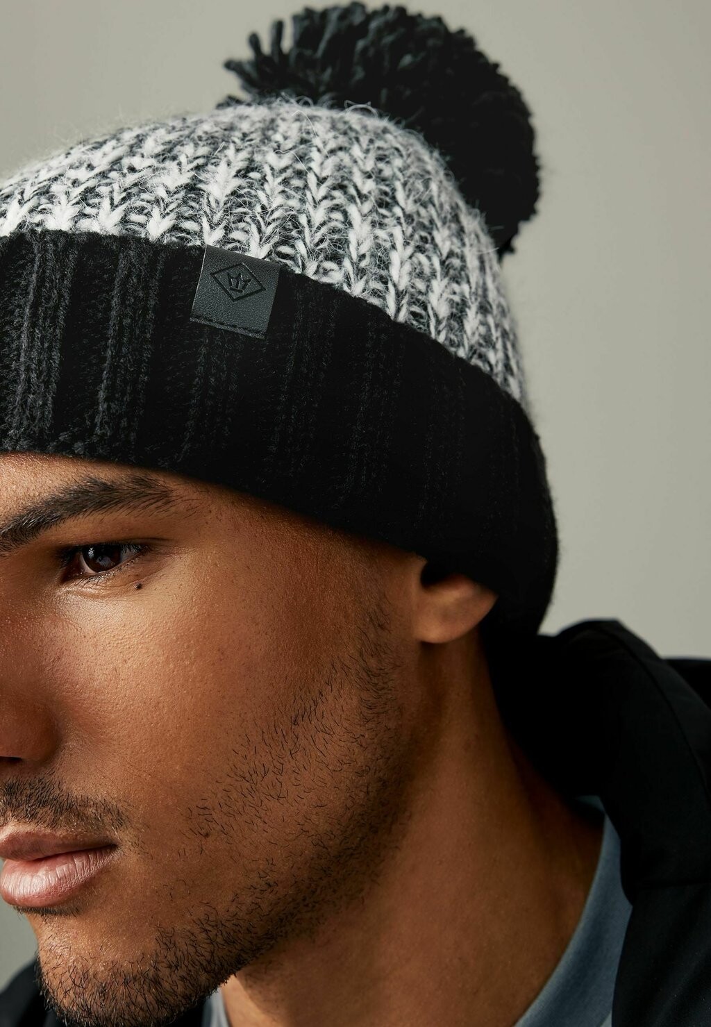

Шапка OMBRE LINED BOBBLE REGULAR FIT Next, черный