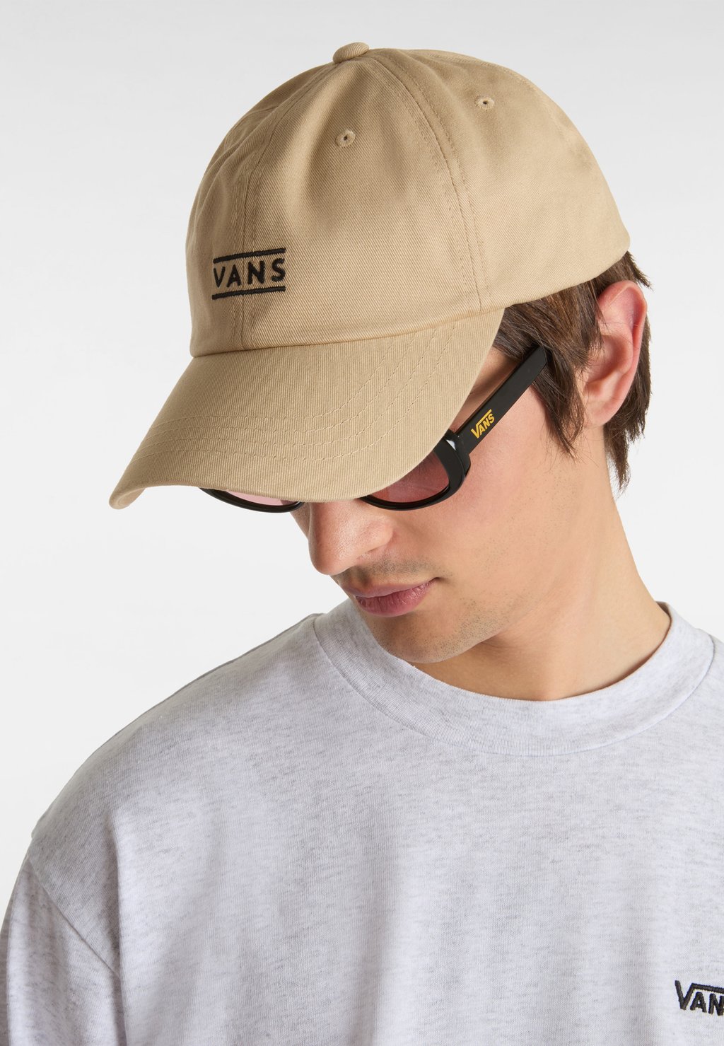 

Бейсболка HALF BOX CURVED BILL JOCKEY Vans, бежевый