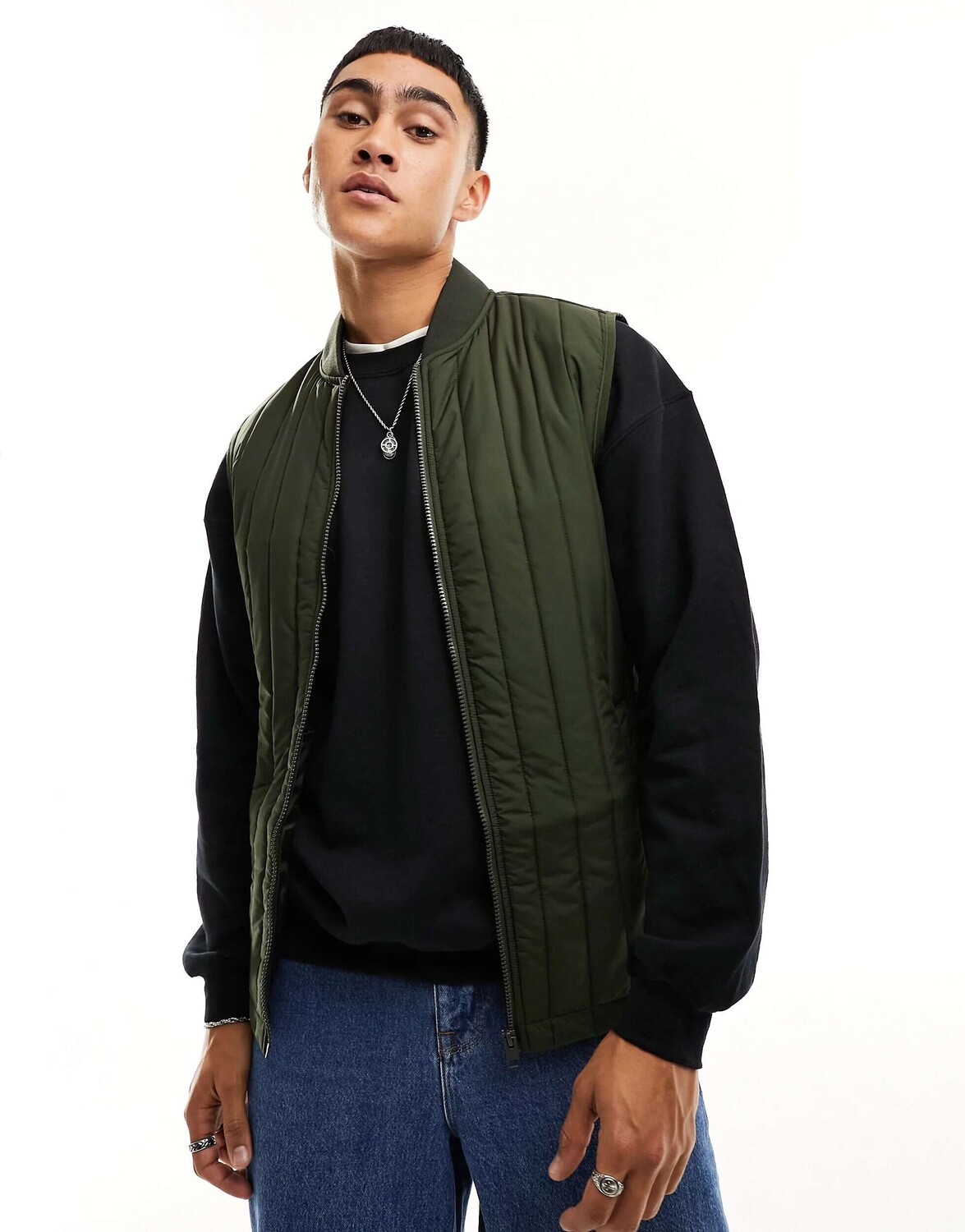 

Темно-зеленый стеганый жилет Jack & Jones Essentials