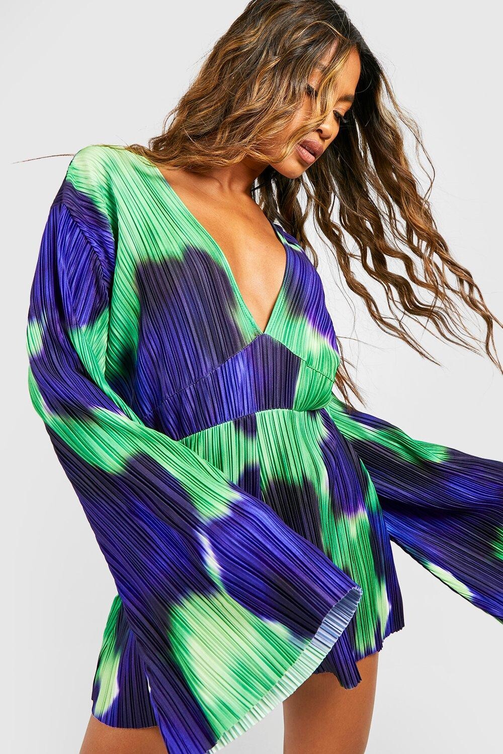 

Комбинезон с абстрактными плиссированными рукавами Boohoo, зеленый