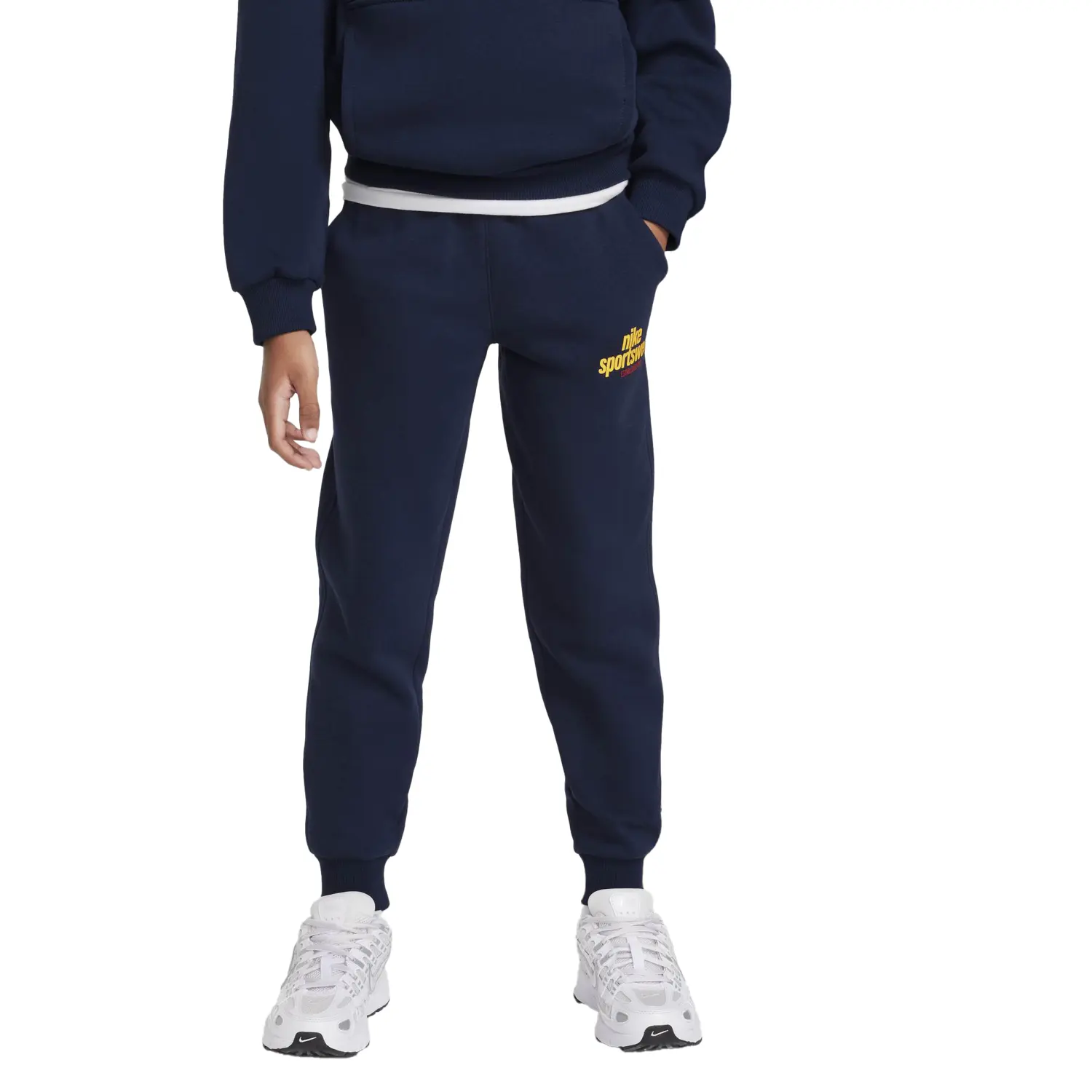 

Nike Спортивные штаны для подростков вязаные спортивная одежда клуб Obsidian/University Red/University Gold