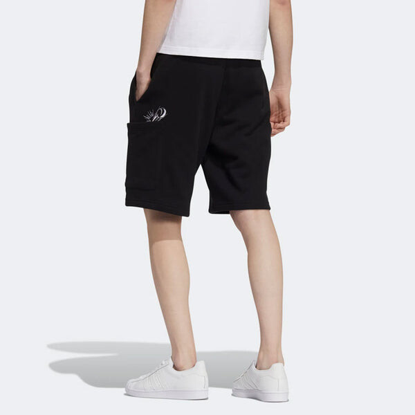Шорты originals x disney crossover manga short 2 strawberry bear embroidered sports shorts black Adidas, черный — фото 3