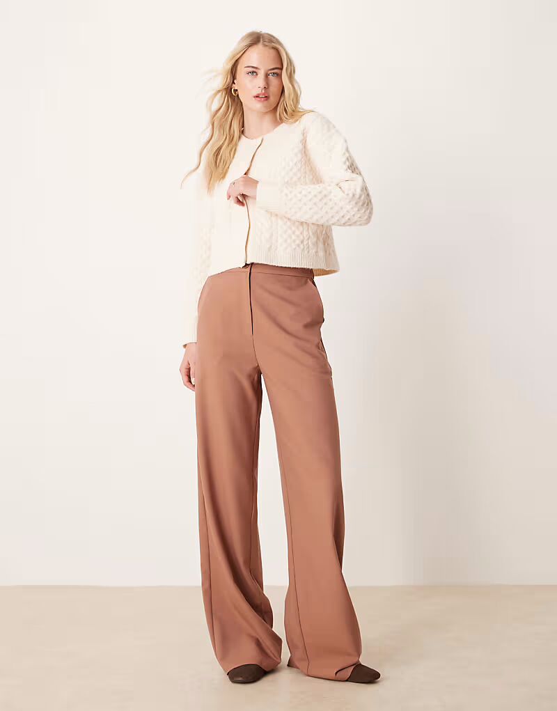 

ASOS DESIGN Высокие брюки свободного кроя прямого кроя абрикосового цвета