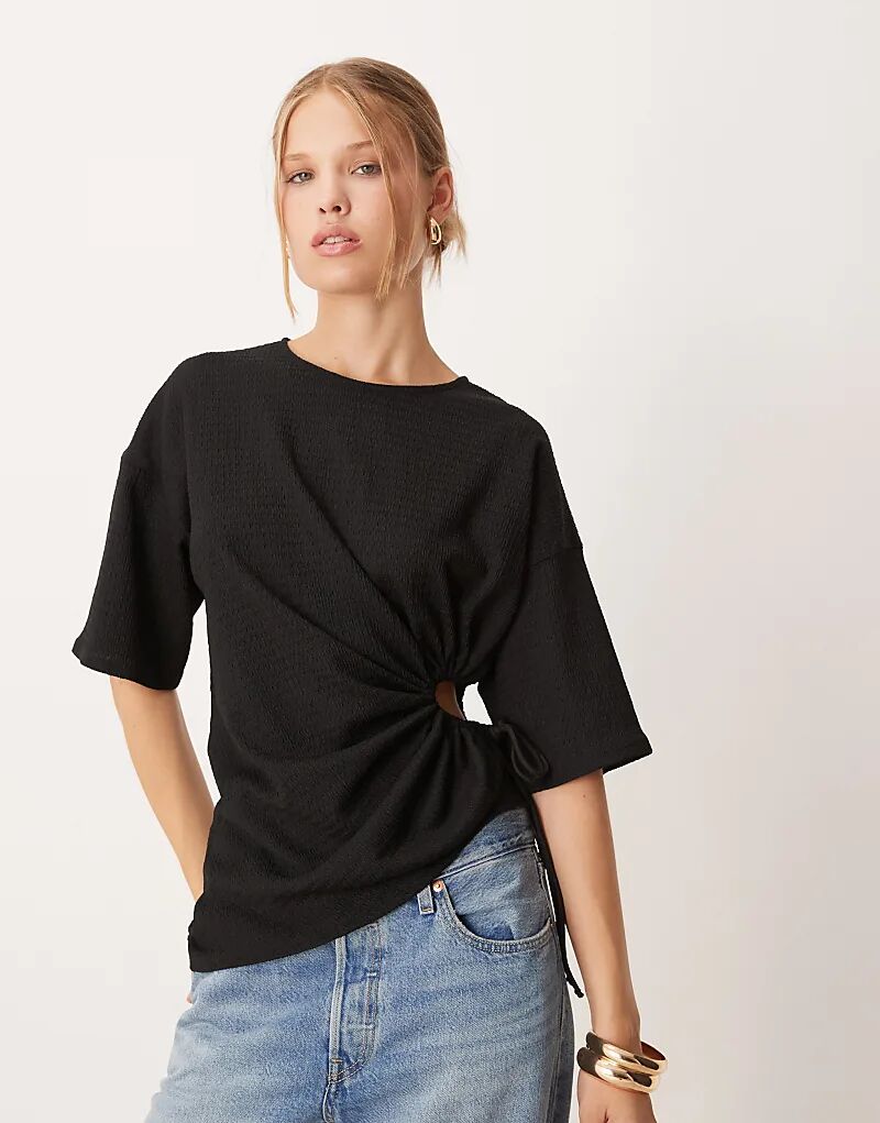 

Футболка ASOS DESIGN с текстурированной отделкой и шнурком на талии, черного цвета