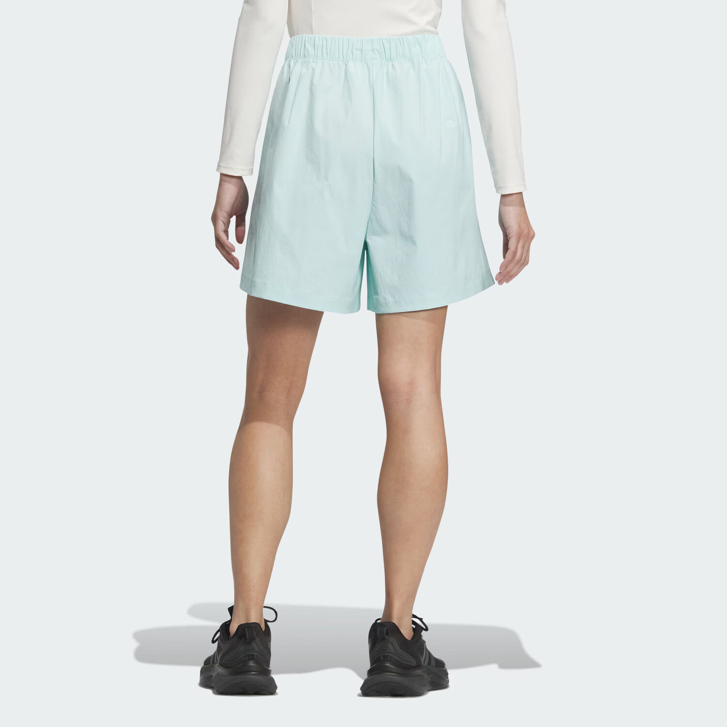 Повседневные шорты женские бледно-голубые Adidas — фото 3