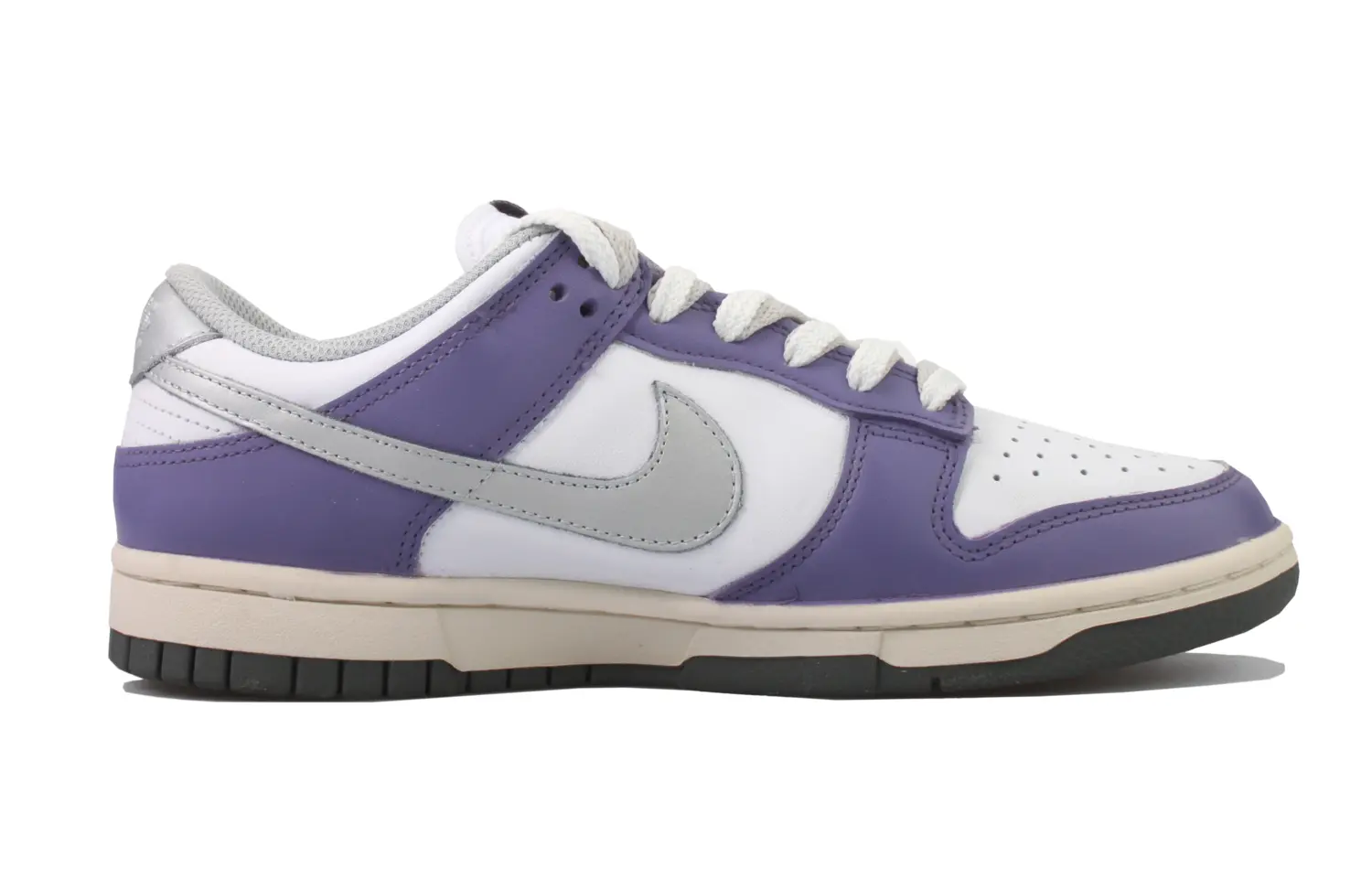 

Женские кроссовки для скейтбординга Nike Dunk, Violet
