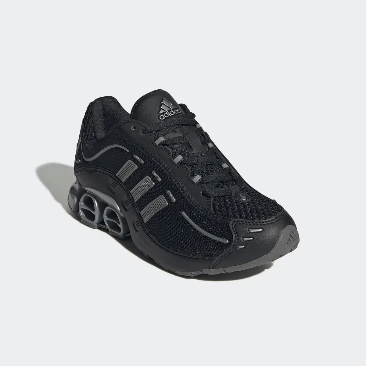 Женские повседневные кроссовки Adidas Originals MEGARIDE O1 W, черный — фото 2