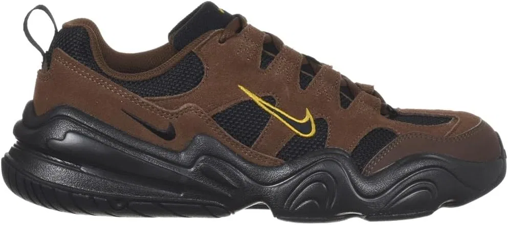 Мужские кроссовки Nike Tech HERA (FJ9532-200, Cacao Wow/Bronzine/Black)