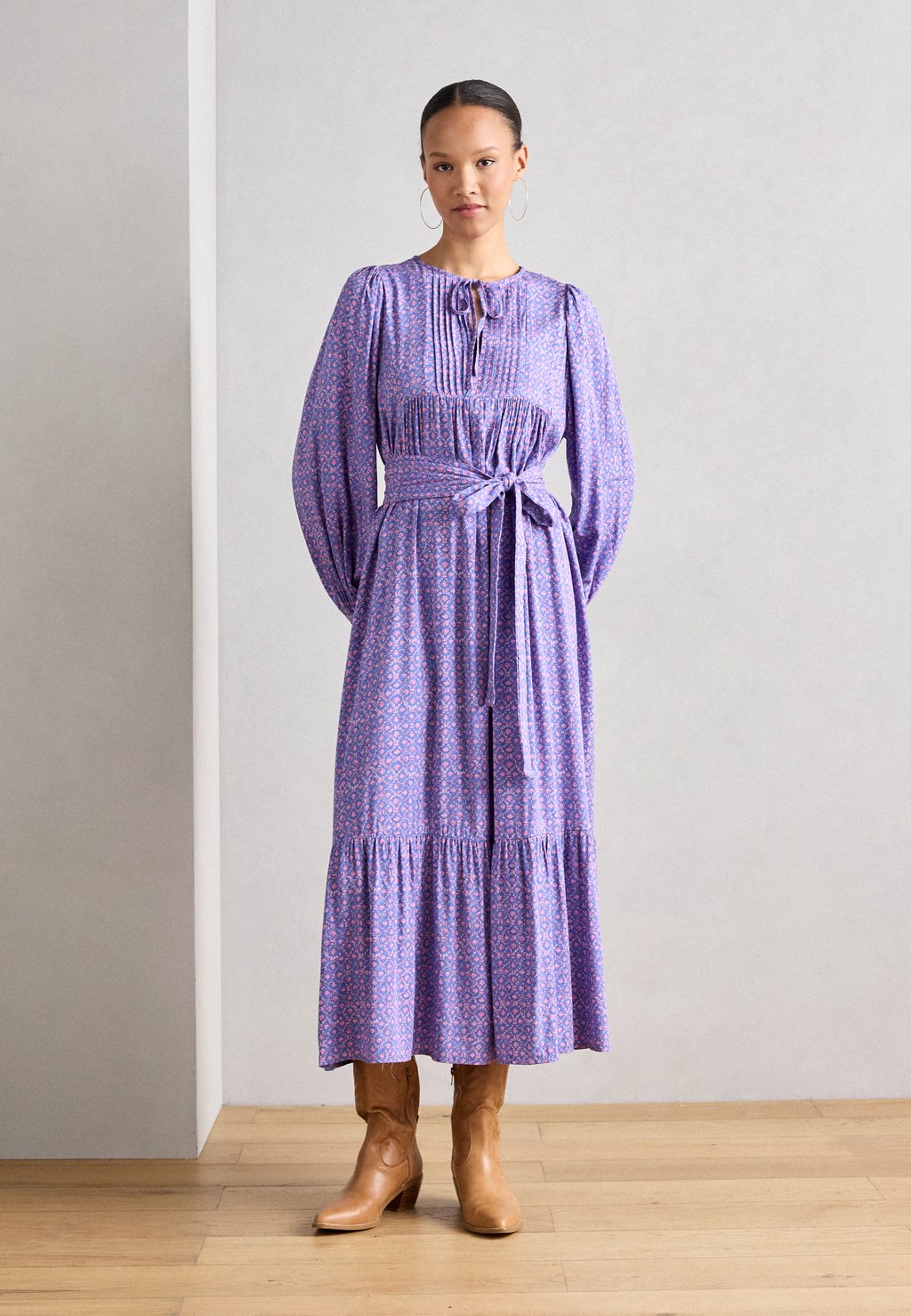 

Повседневное платье DRESS Lollys Laundry, сиреневый