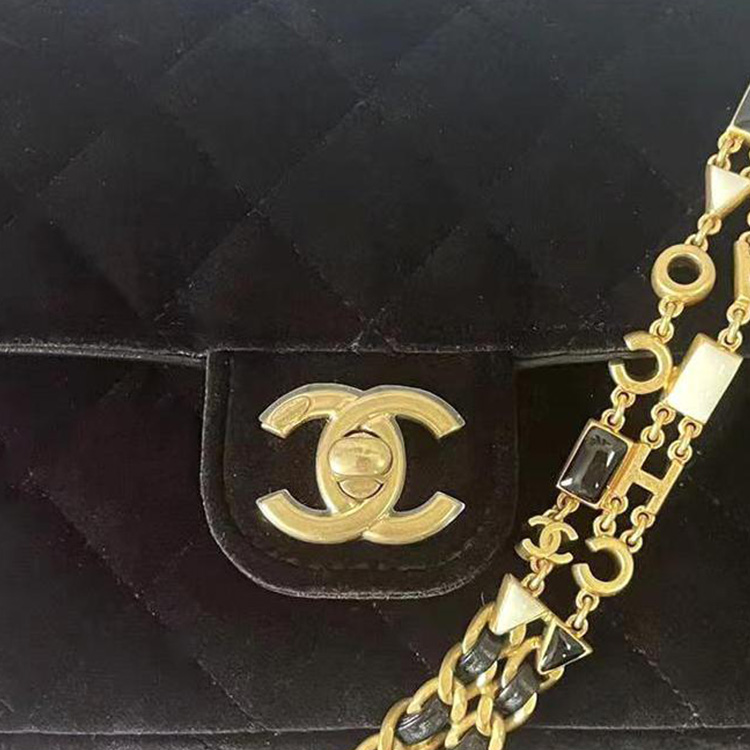 CHANEL Вельюровый клатч, женская мини-сумка через плечо, кроссбоди черная — фото 2