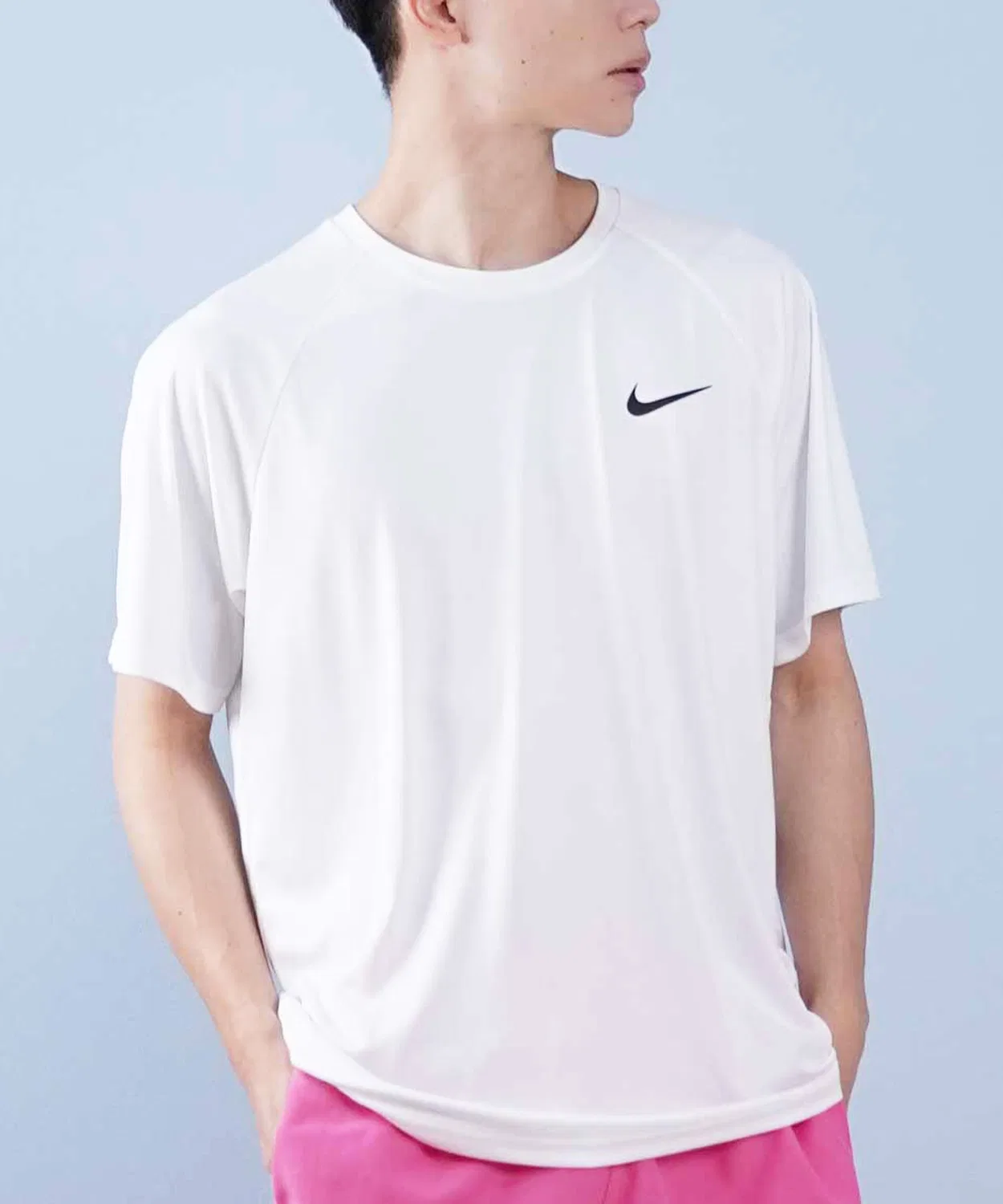 Рашгард Nike Essential Utility UV Care NESSA586 белый