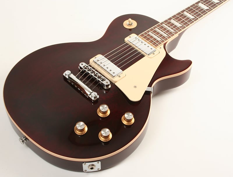 

Электрогитара Gibson Les Paul 70s Deluxe Wine Red 233320193