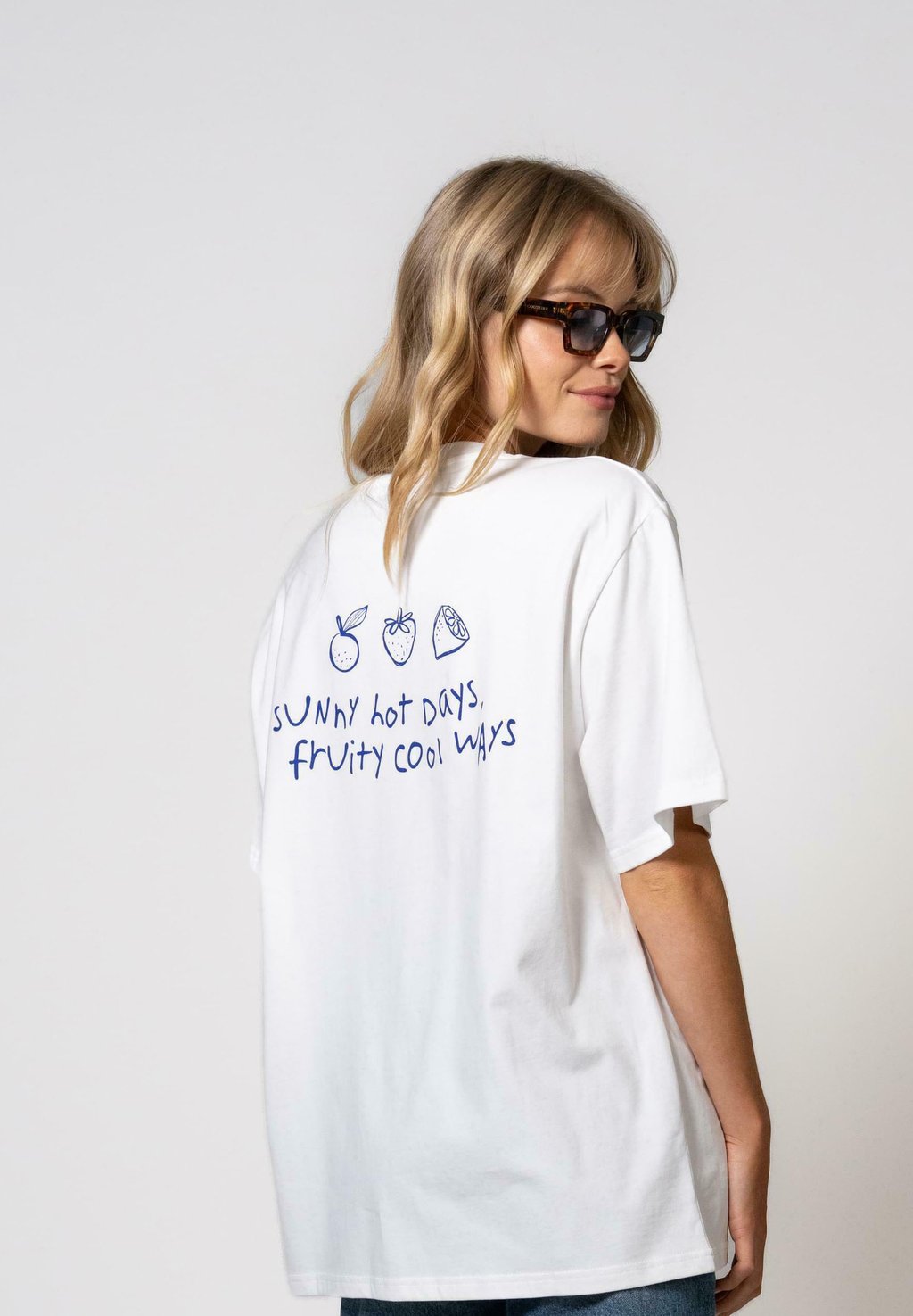 

Футболка с принтом BF SUNNY DAYS OH APRIL, белый