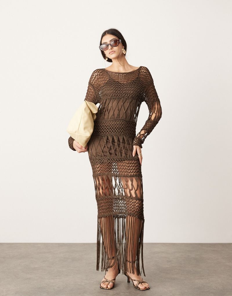 

Коричневое платье макси с длинными рукавами и макраме ASOS EDITION