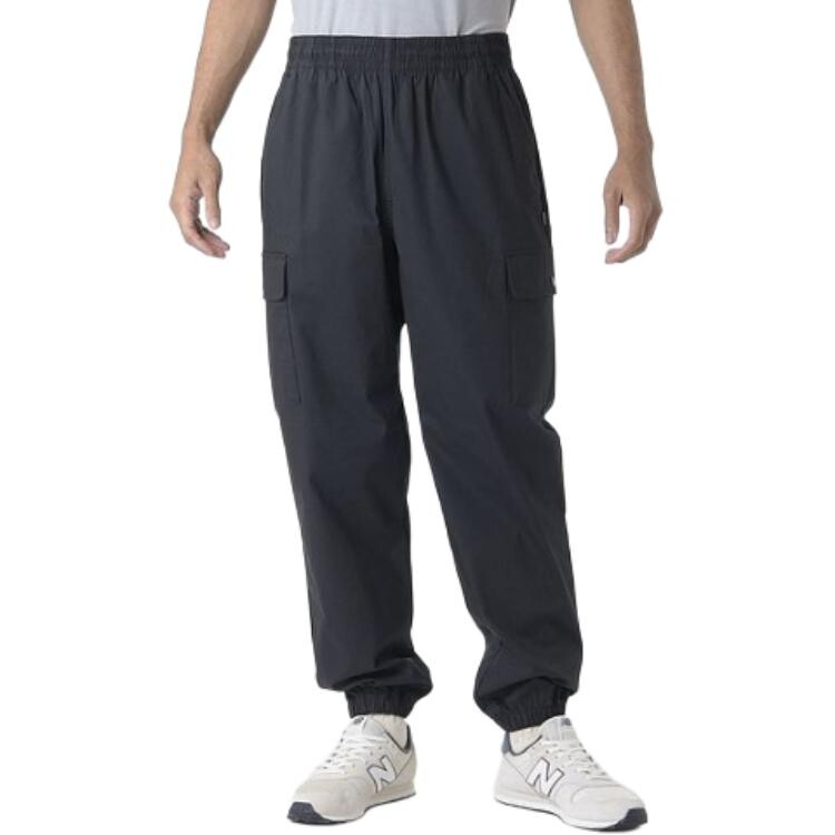

Повседневные брюки мужские черные New Balance, черный