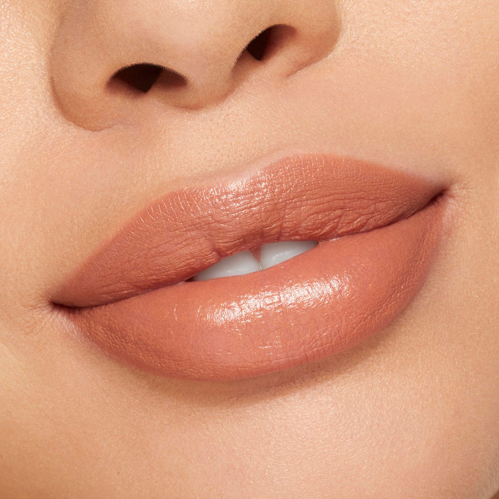 

Помада Kylie Cosmetics Crème Lipstick, warm brown nude/just livin' life