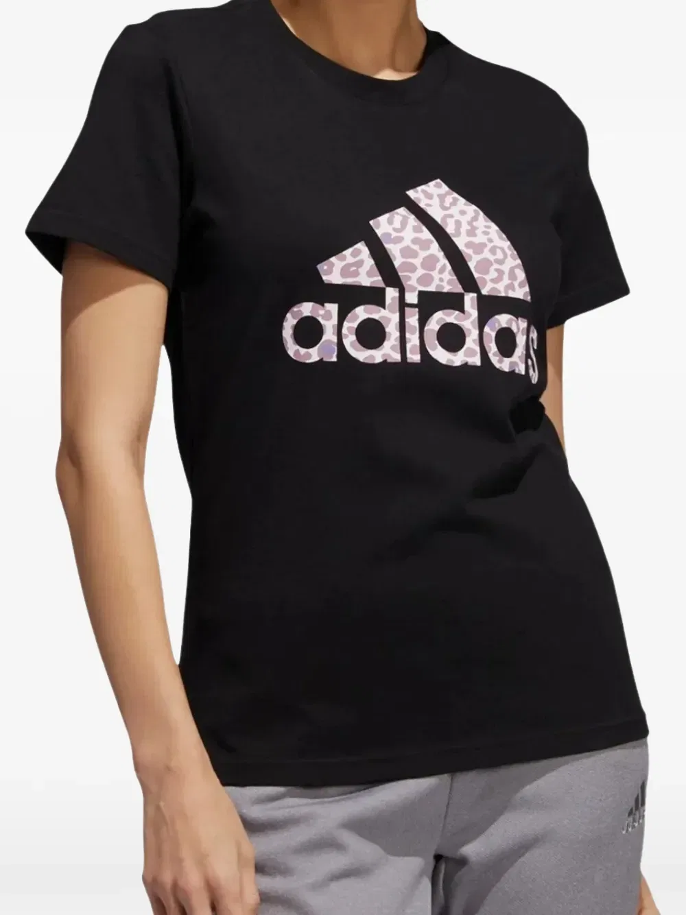 Футболка с леопардовым принтом Adidas, черный