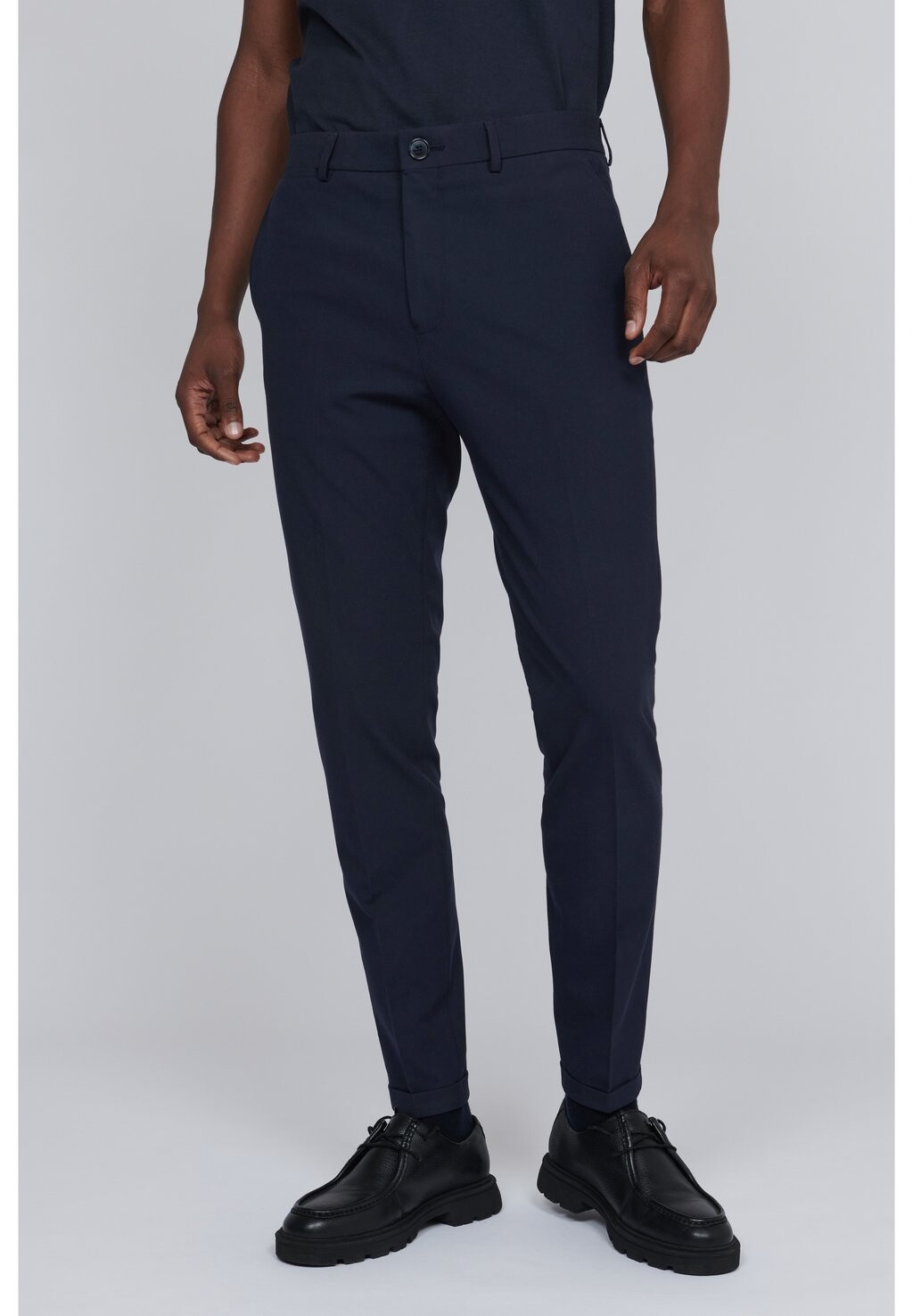 

Чиносы Liam Matinique, цвет dark navy melange