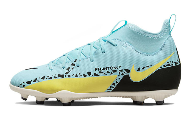 

Phantom GT2 Club DF MG GS «Lucent Pack» Nike