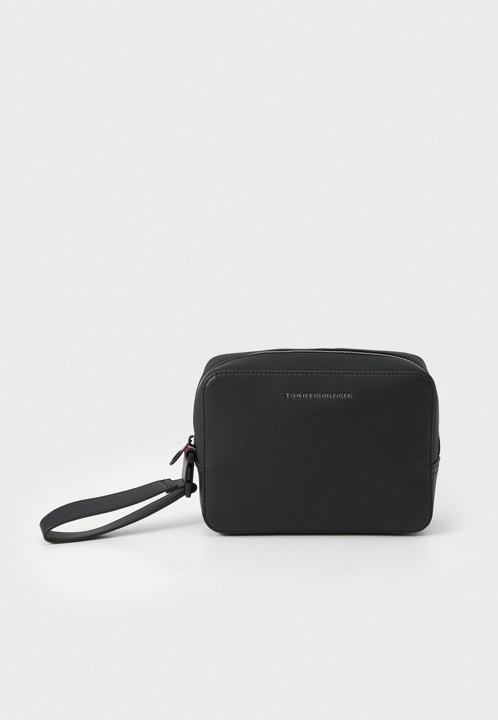 

Косметичка FOUNDATION WASHBAG Tommy Hilfiger, черный