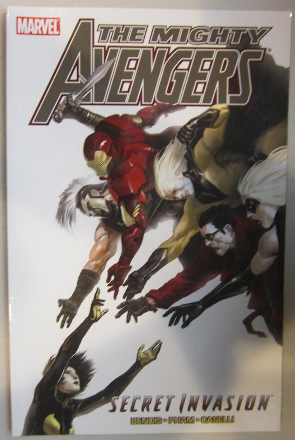 

MIGHTY AVENGERS TP VOL 04 SECRET INVASION BOOK 02 DM ED (MIGHTY AVENGERS, VOL 04 SECRET INVASION BOOK 02 DM ED) (Marvel Comics)