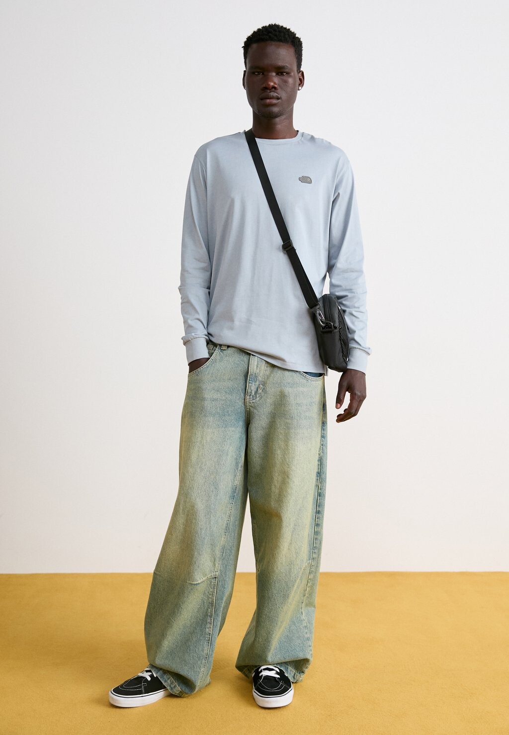 

Футболка с длинным рукавом TEE The North Face, цвет Smoked Pearl Natural Dye