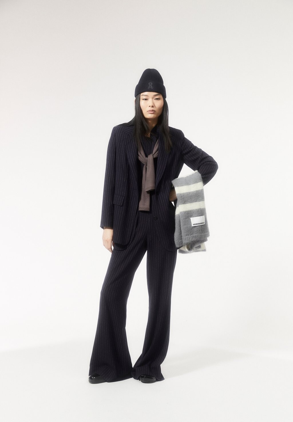 

Брюки PHAAMINA PINSTRIPE PHAAMINA PINSTRIPE ARMEDANGELS, синий